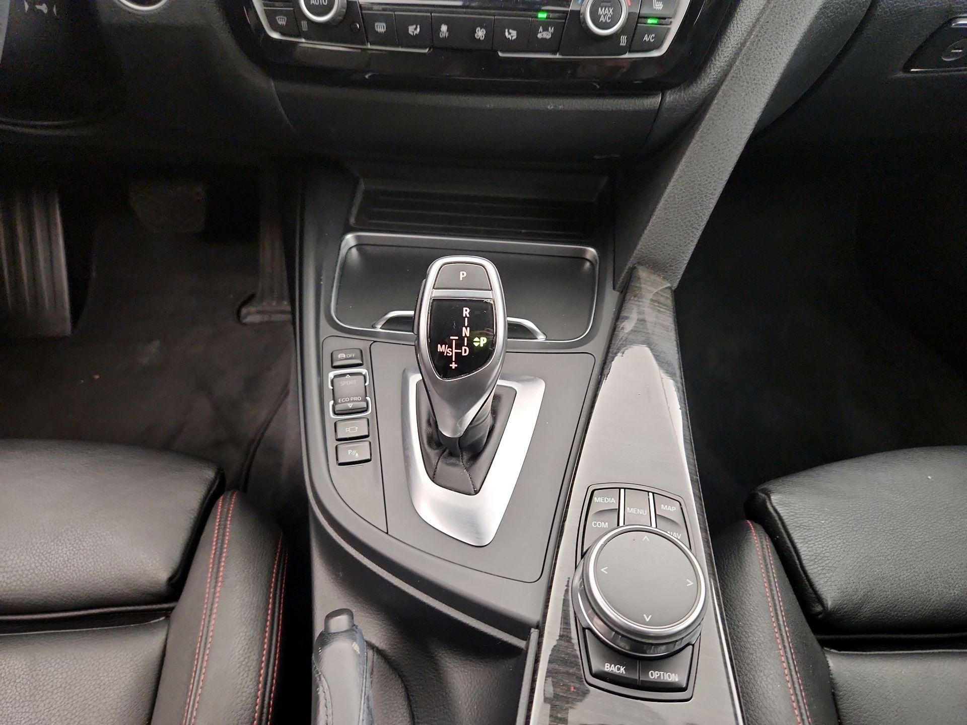 Thumbnail: 2017 BMW 3 Series - 18