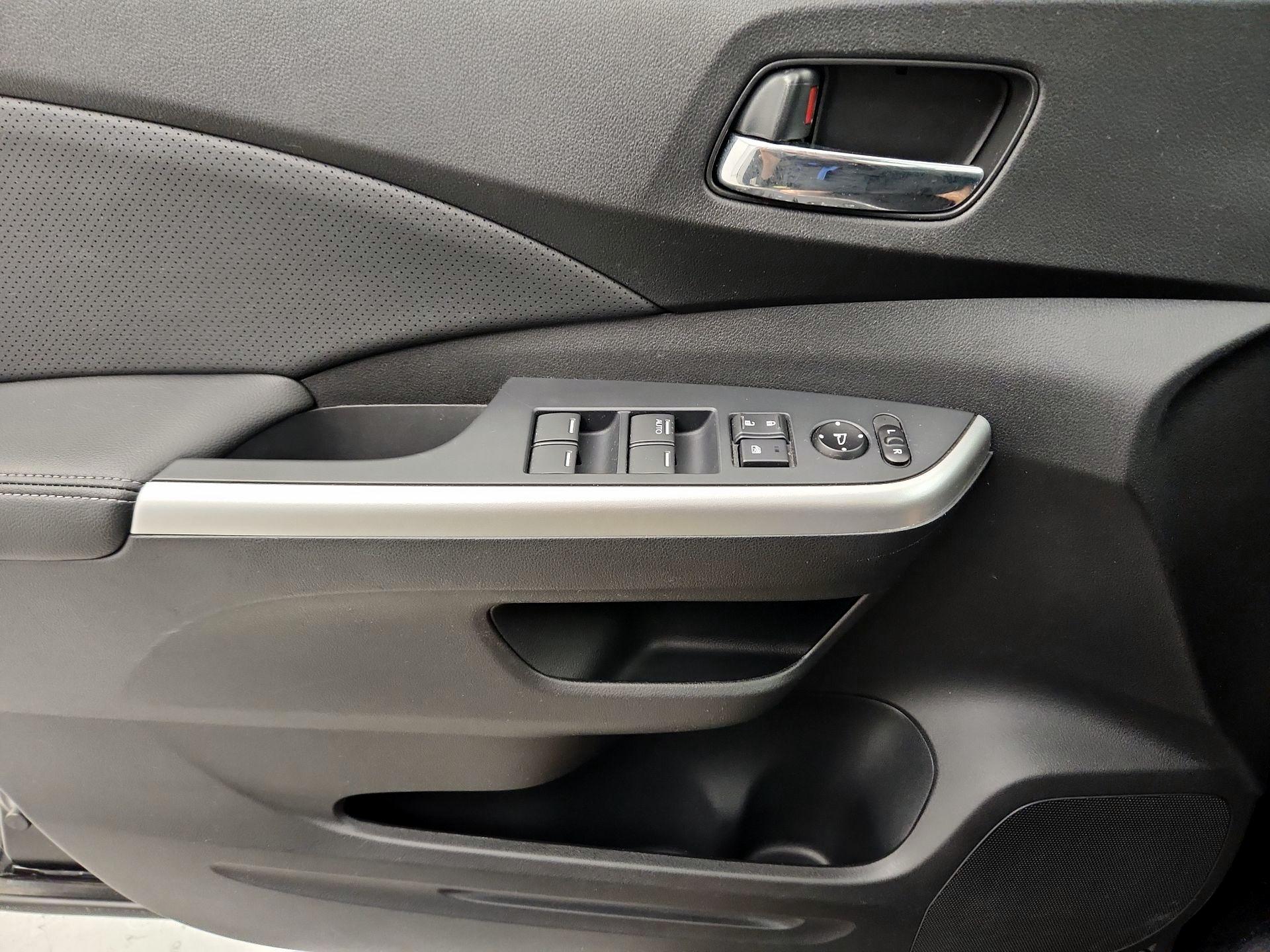 Thumbnail: 2016 Honda CR-V - 12