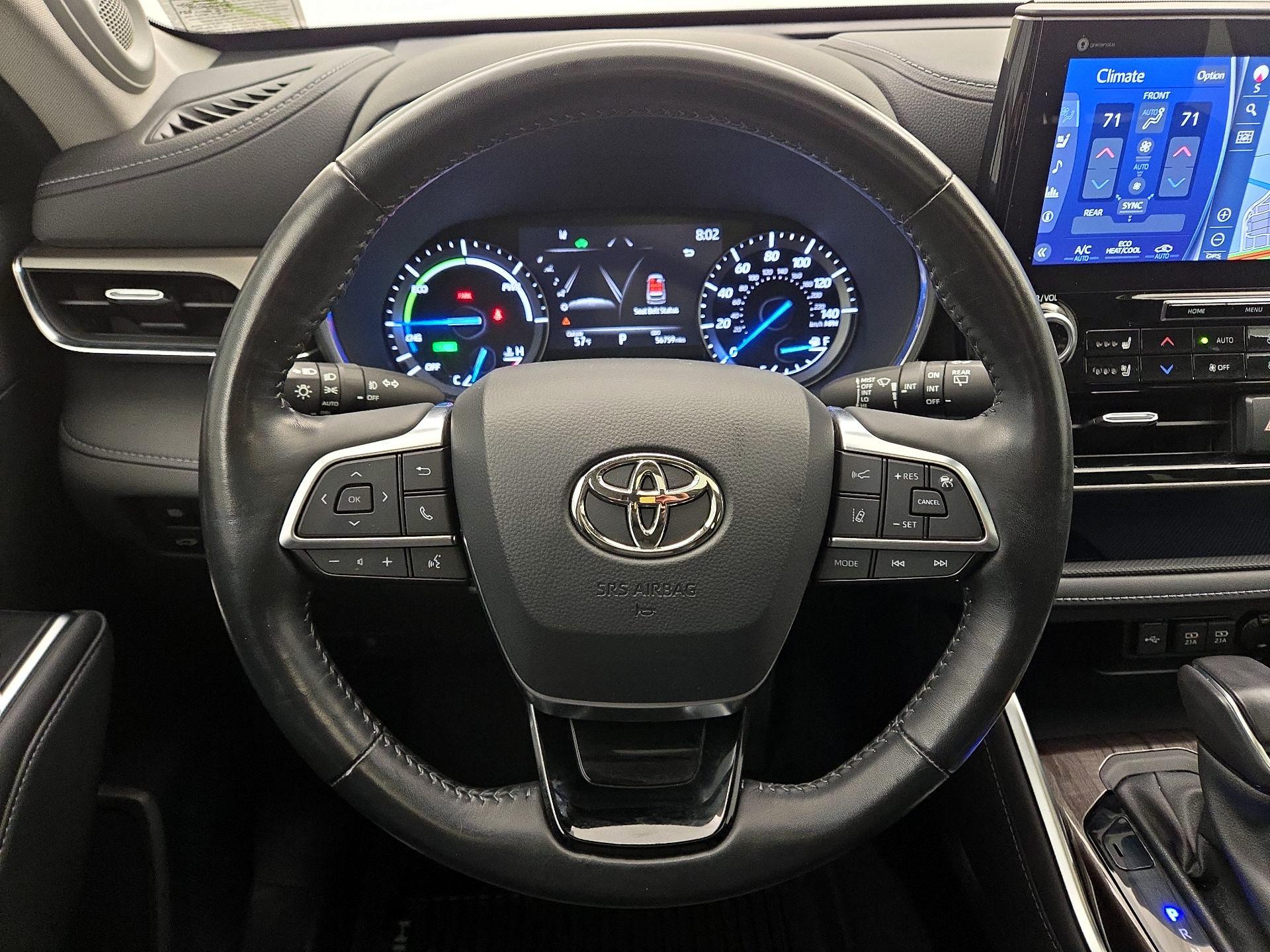 Thumbnail: 2021 Toyota Highlander - 10