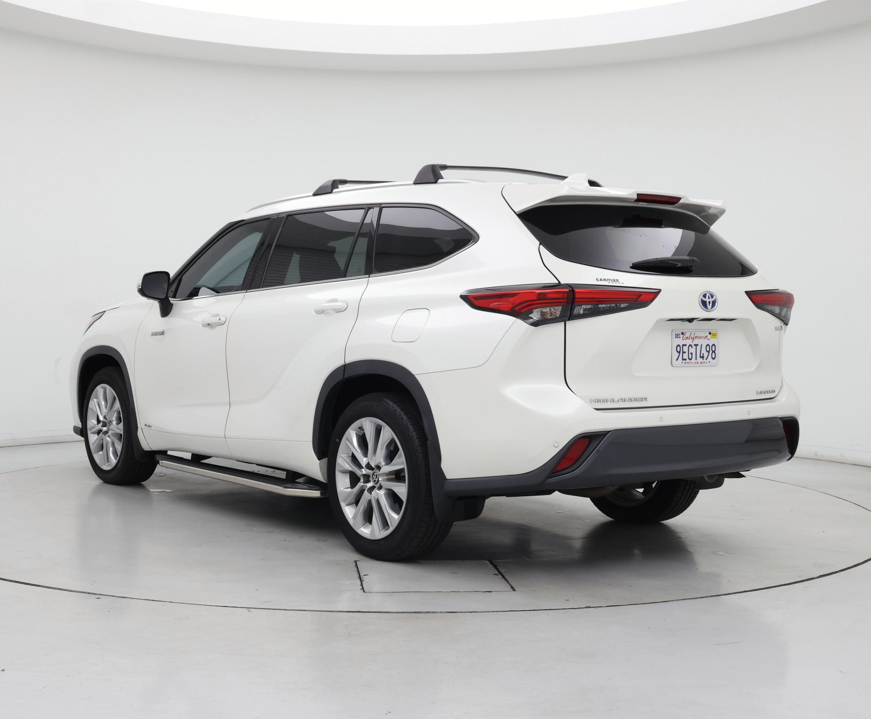 Thumbnail: 2021 Toyota Highlander - 2