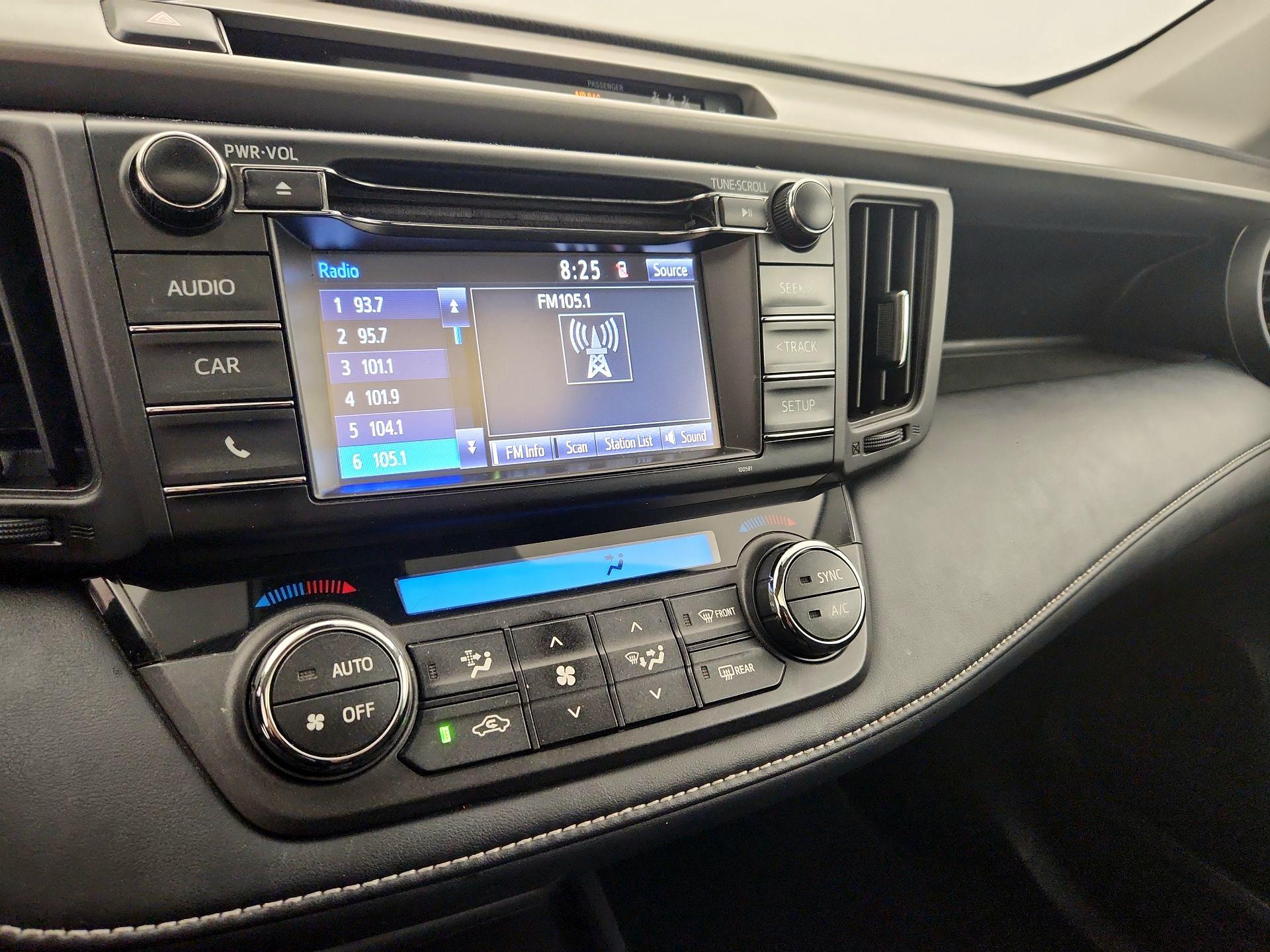 Thumbnail: 2018 Toyota RAV4 - 15