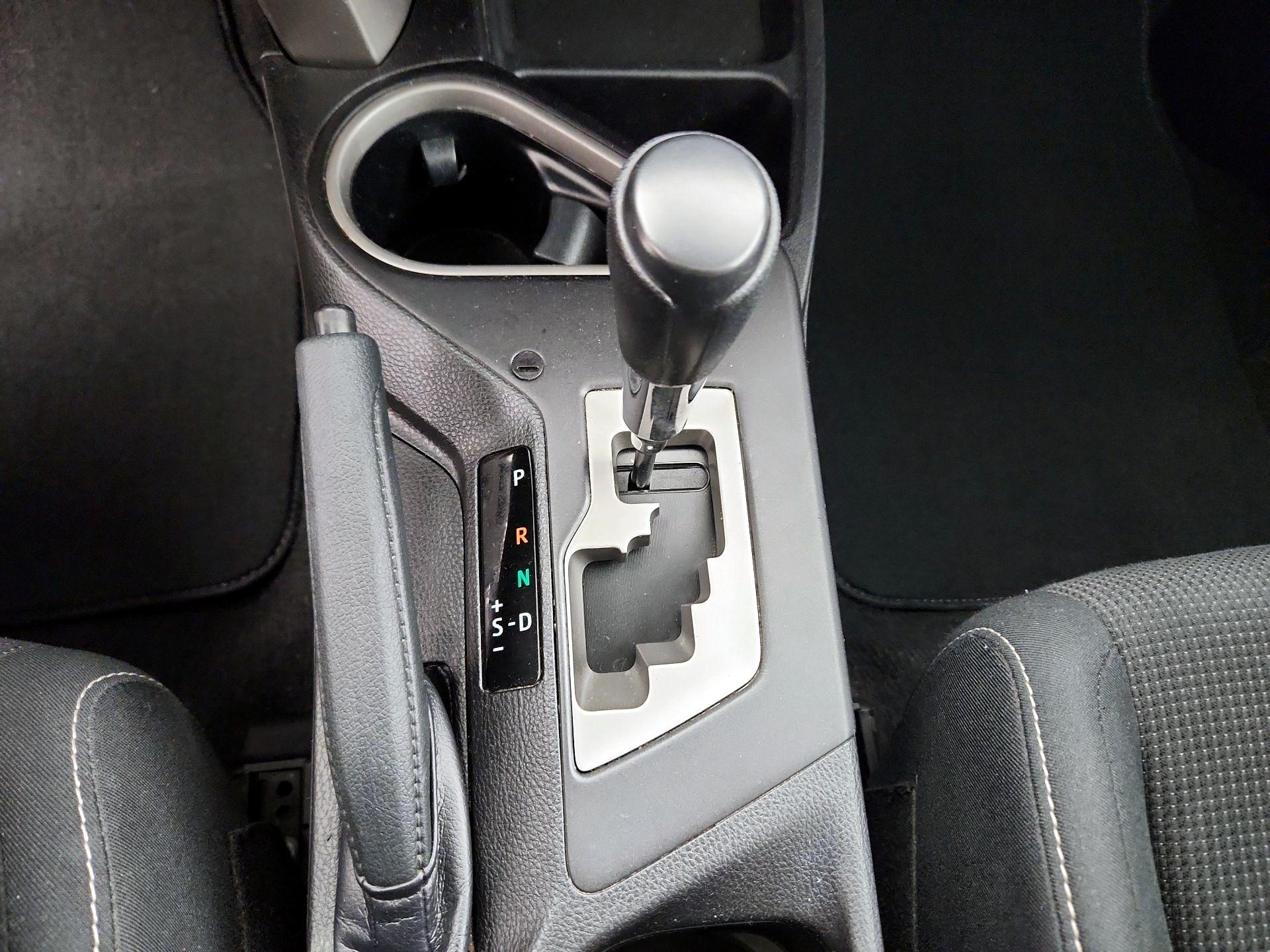 Thumbnail: 2018 Toyota RAV4 - 17