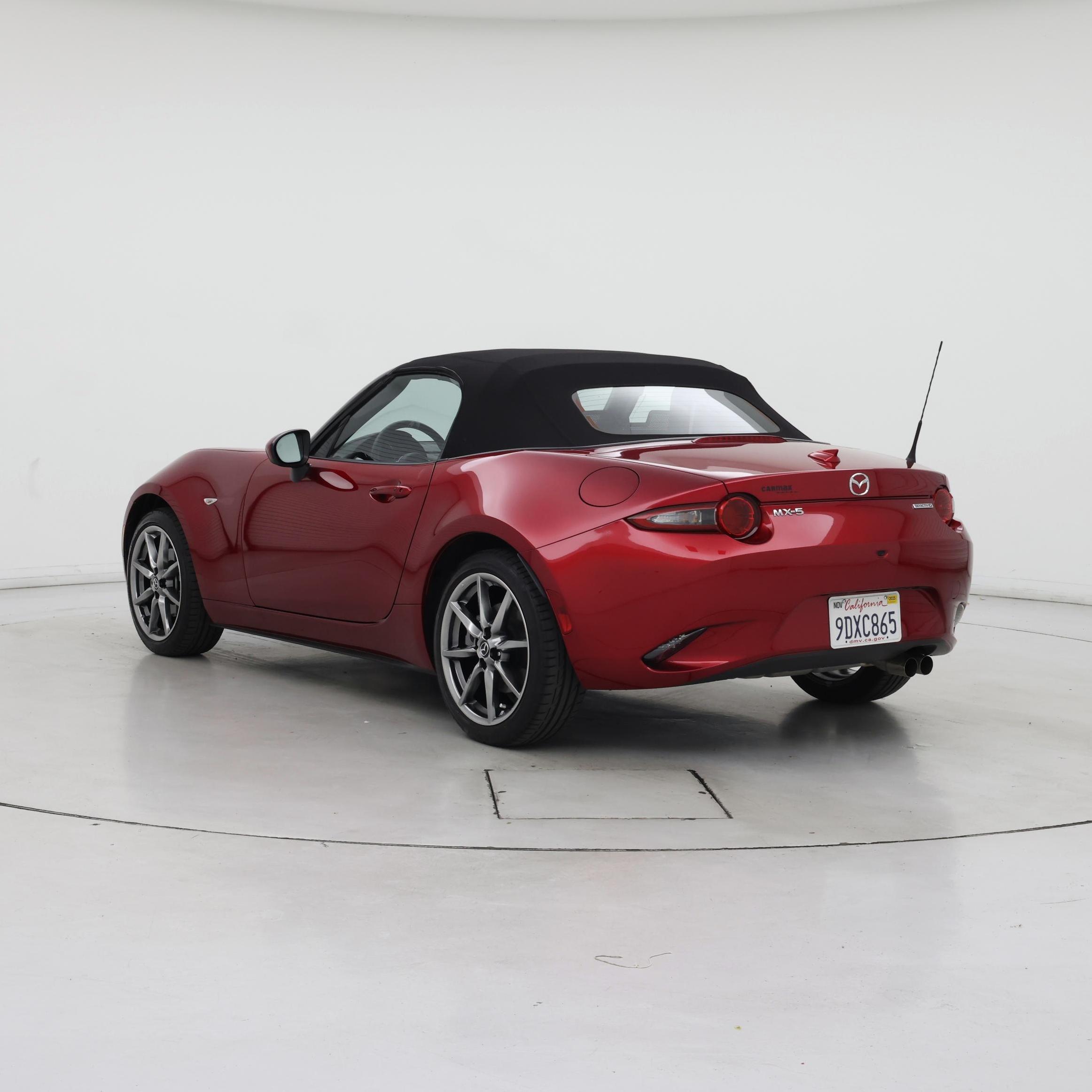 Thumbnail: 2022 Mazda MX-5 Miata - 2