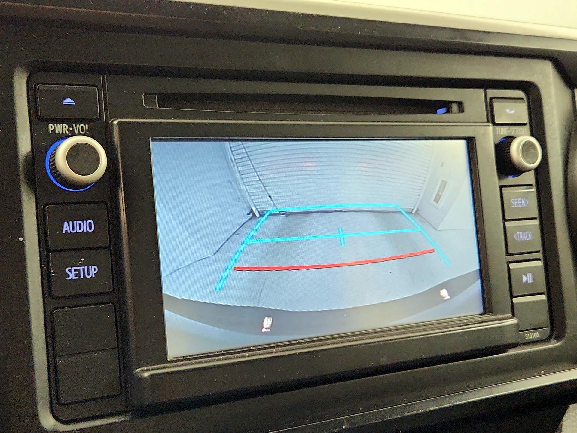 Thumbnail: 2016 Toyota Tacoma - 13