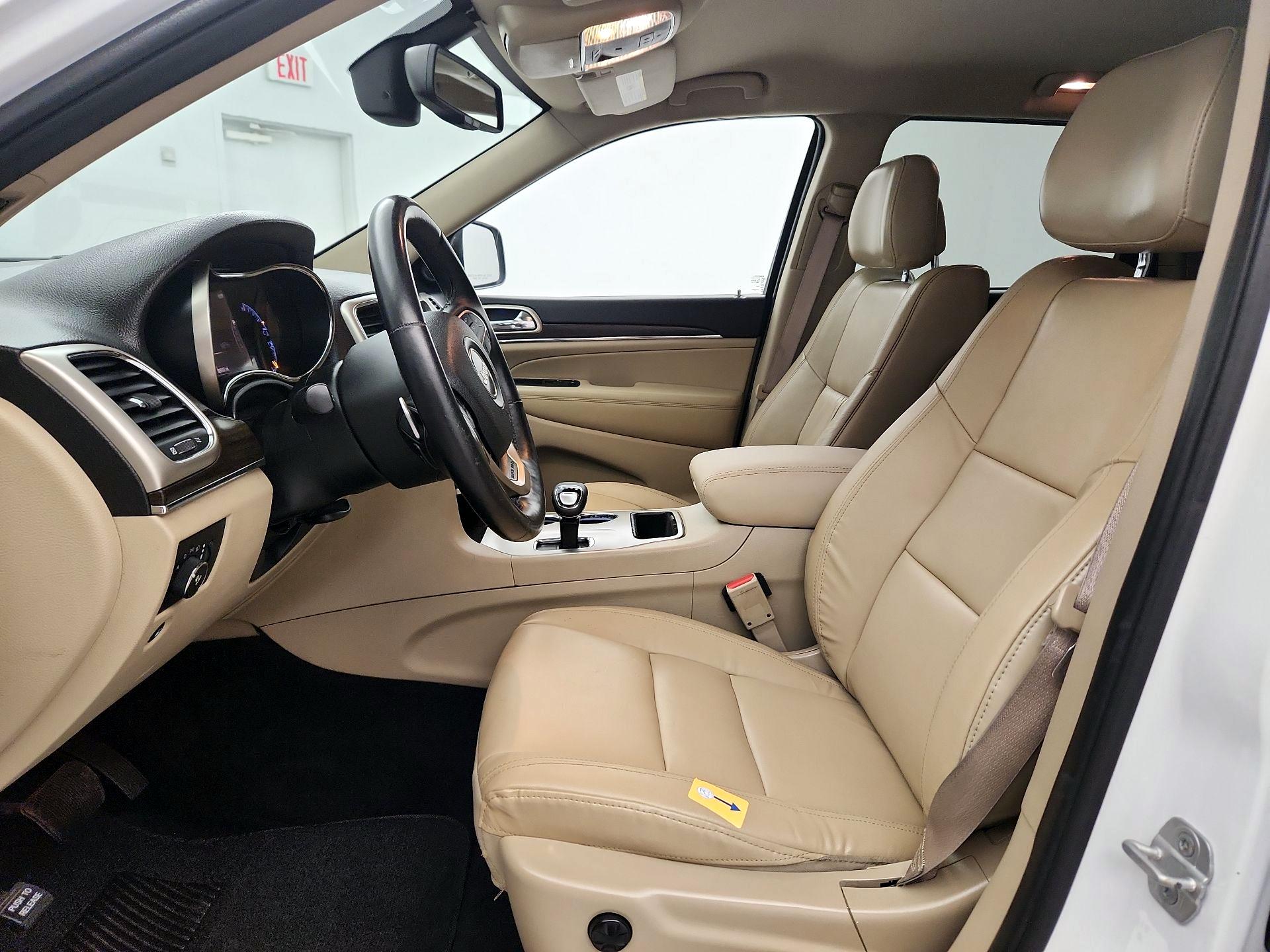 Thumbnail: 2014 Jeep Grand Cherokee - 11