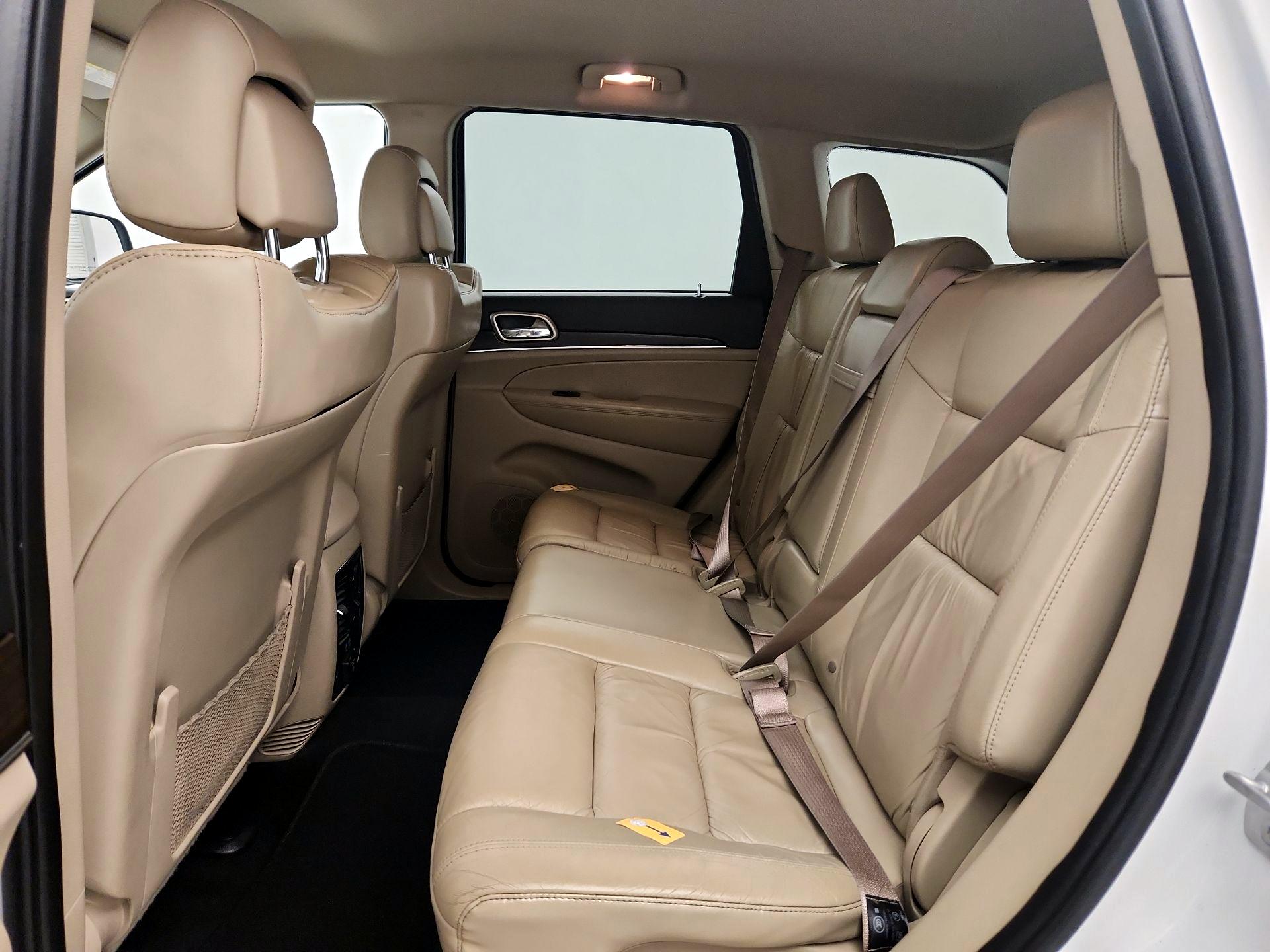 Thumbnail: 2014 Jeep Grand Cherokee - 20