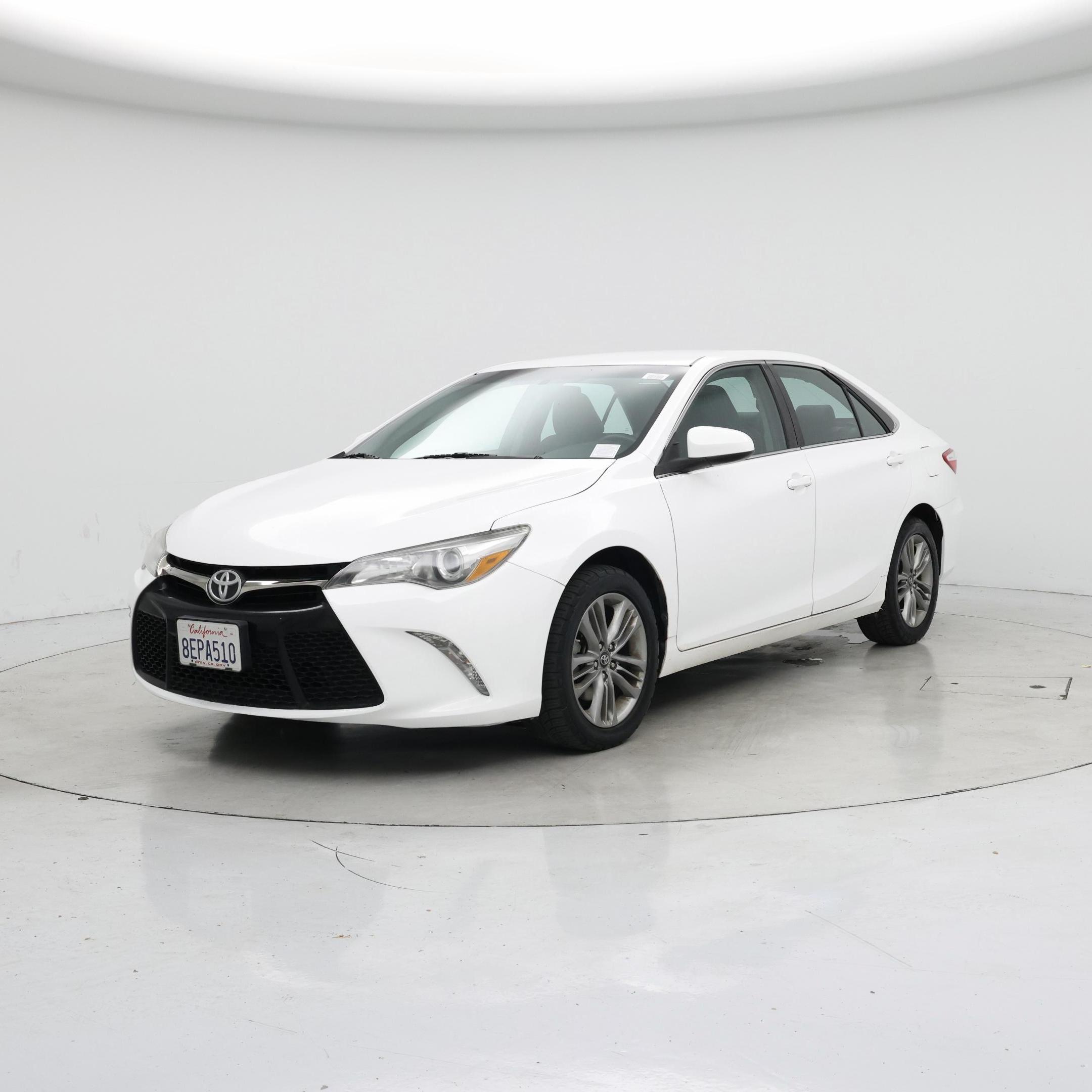 Thumbnail: 2017 Toyota Camry - 4