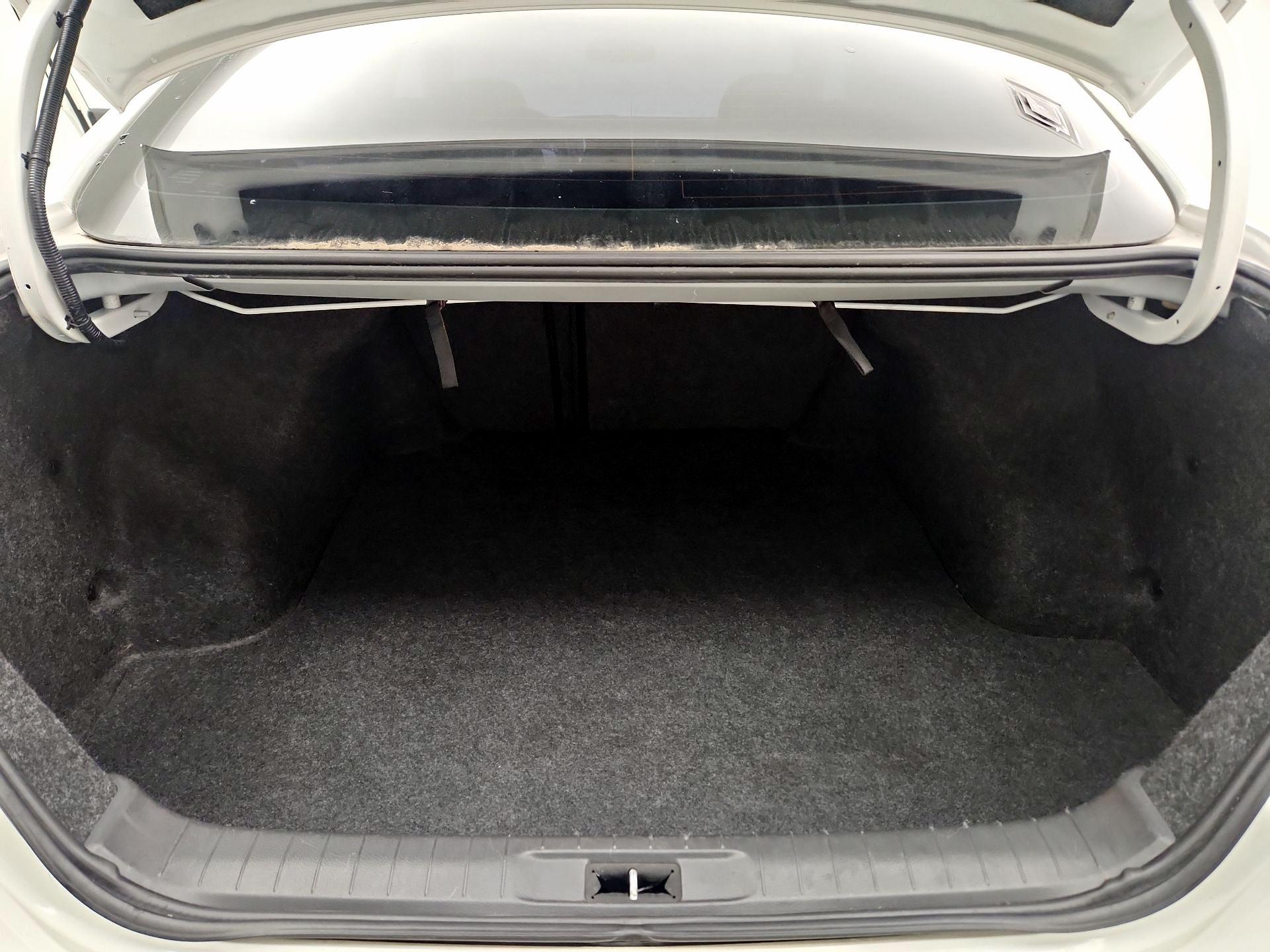 Thumbnail: 2017 Nissan Altima - 20