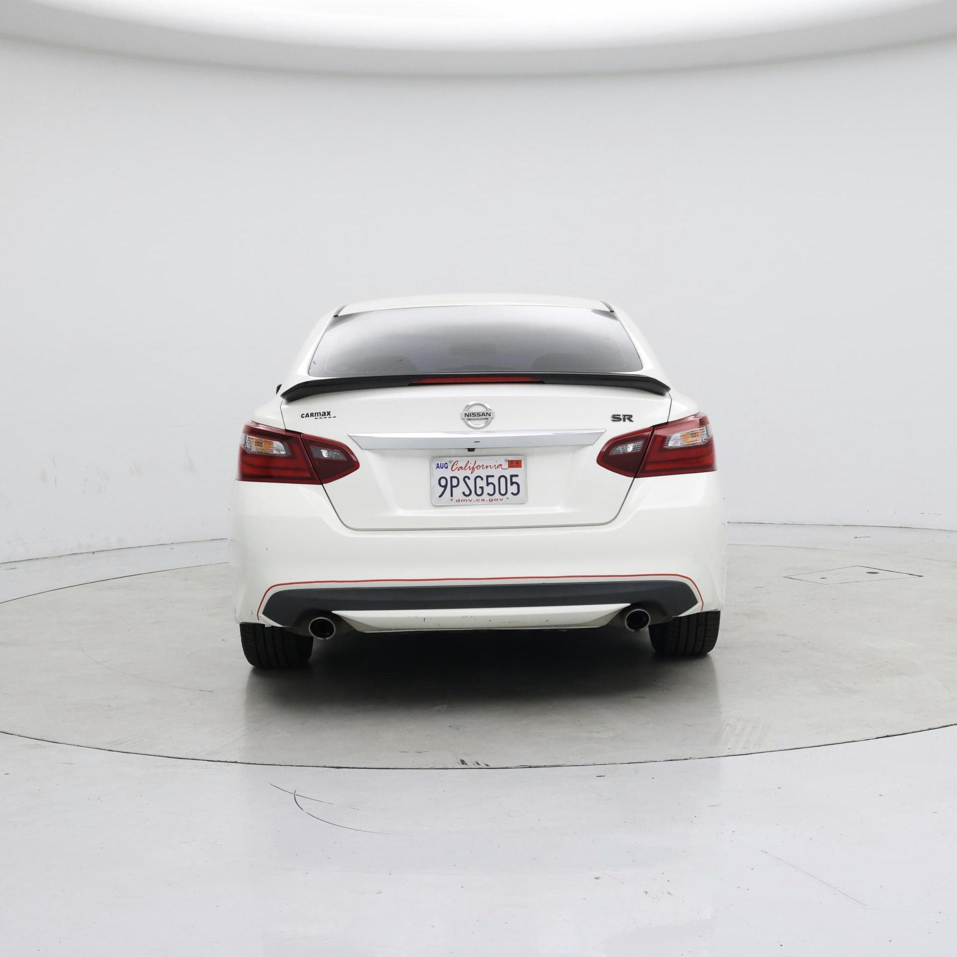 Thumbnail: 2017 Nissan Altima - 6