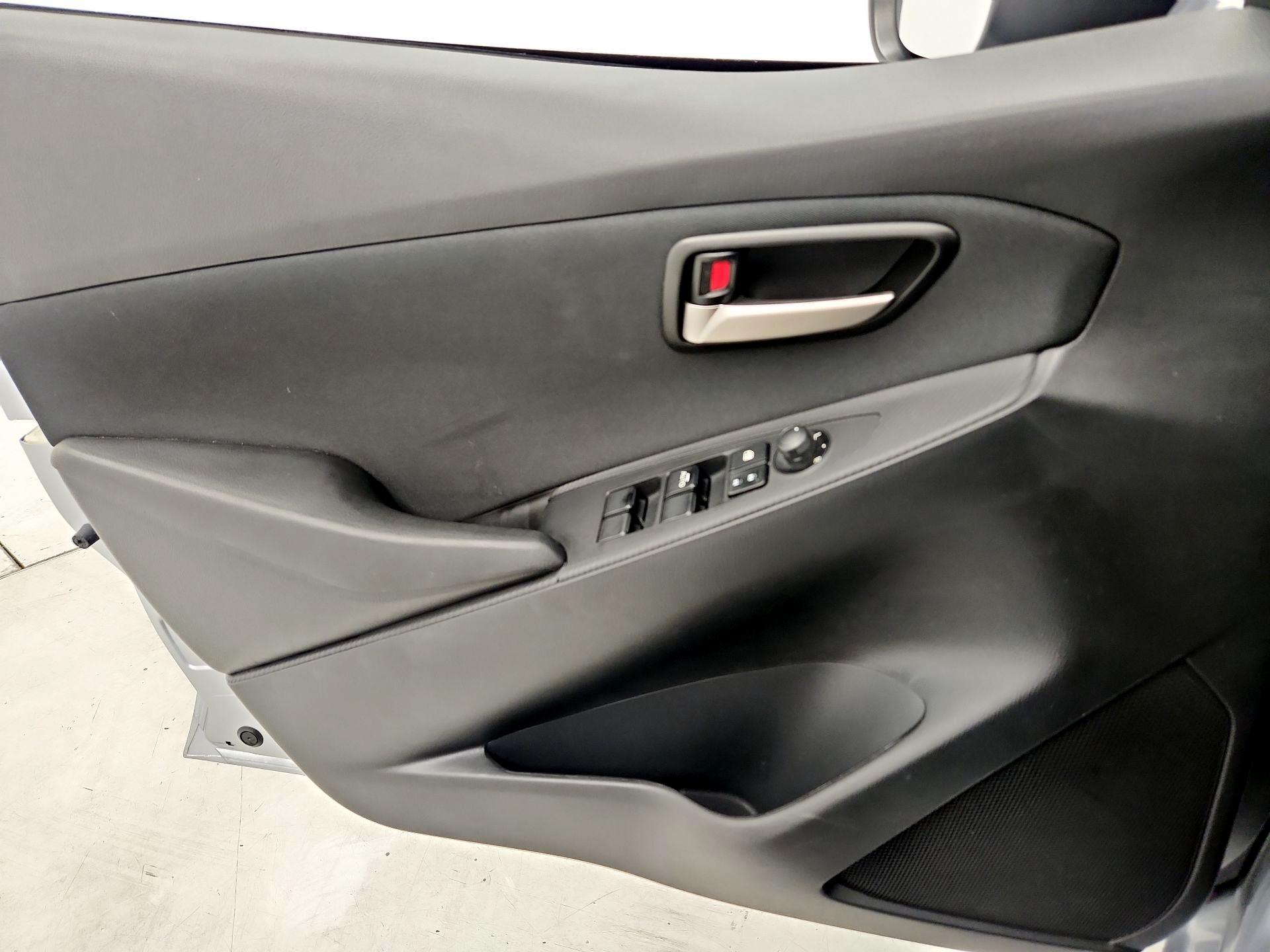 Thumbnail: 2019 Toyota Yaris - 12