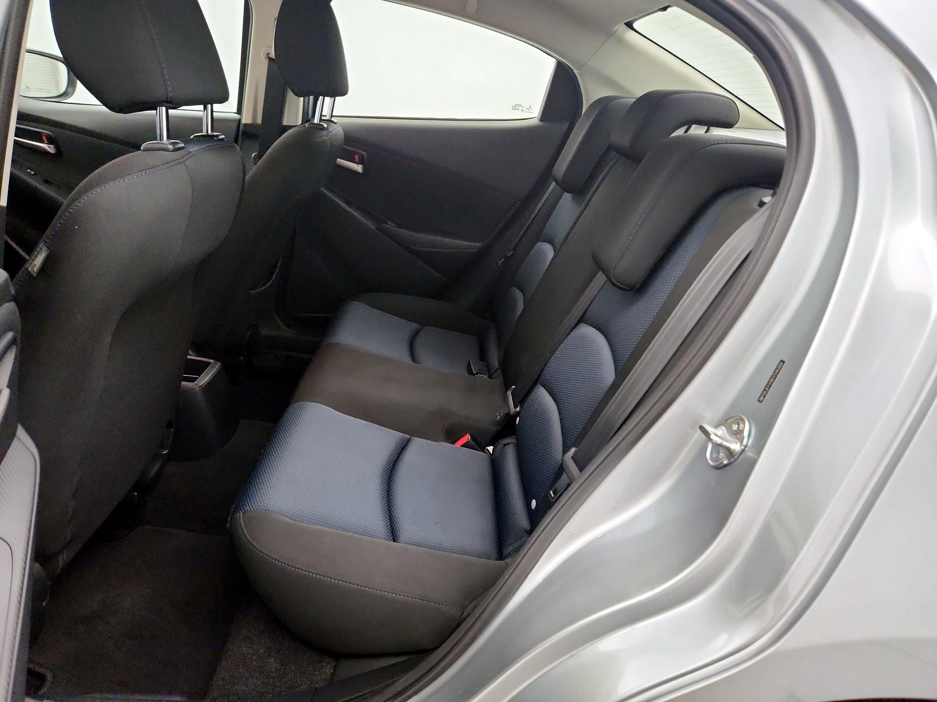 Thumbnail: 2019 Toyota Yaris - 19