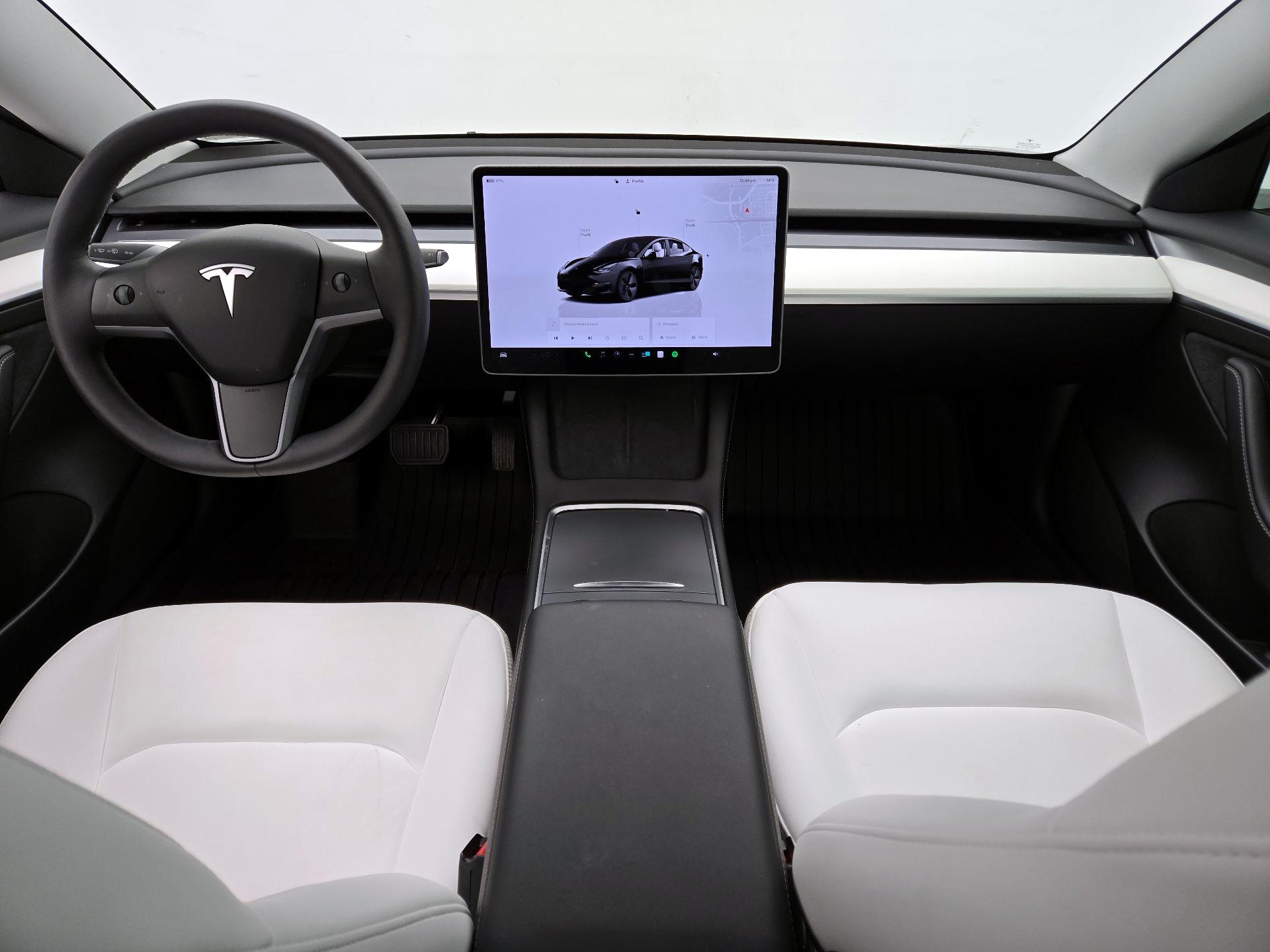 Thumbnail: 2022 Tesla Model 3 - 9