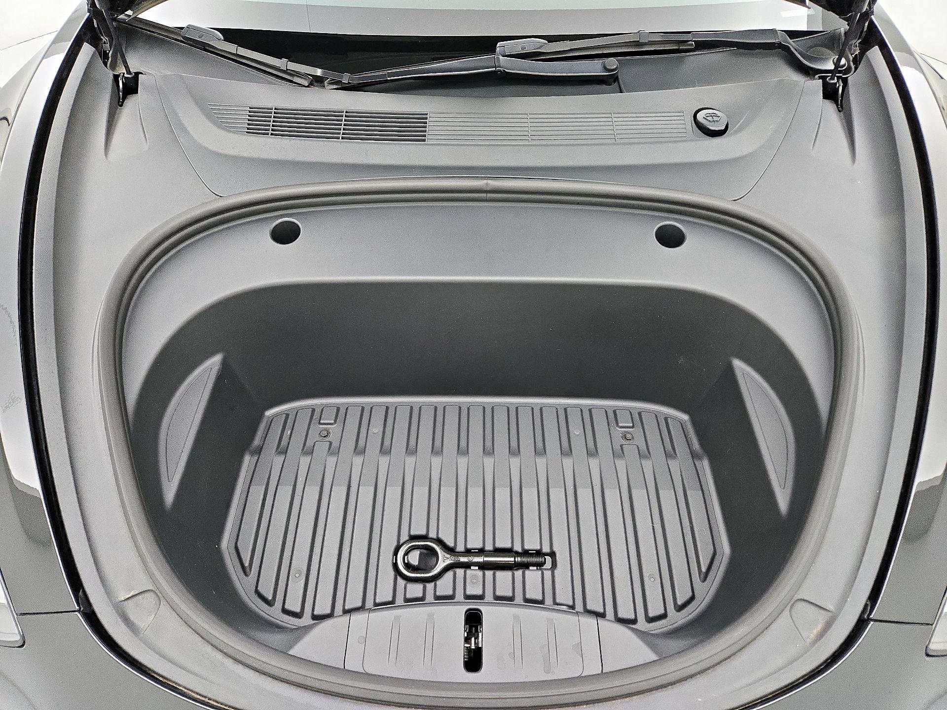 Thumbnail: 2022 Tesla Model 3 - 20