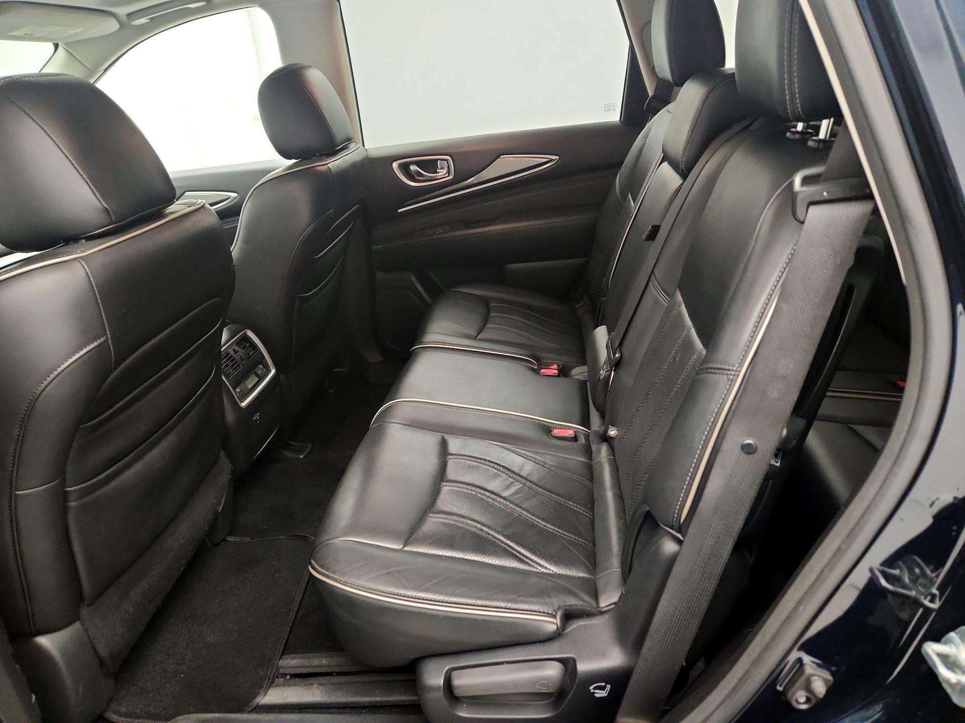 Thumbnail: 2017 INFINITI QX60 - 20