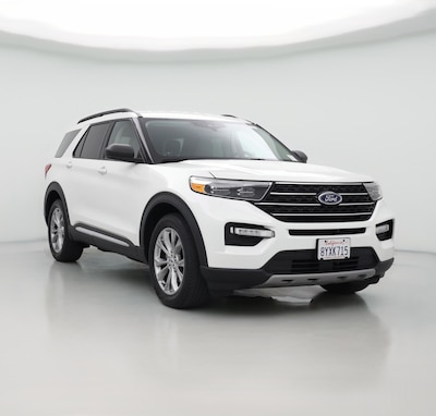 White 2021 Ford Explorer XLT