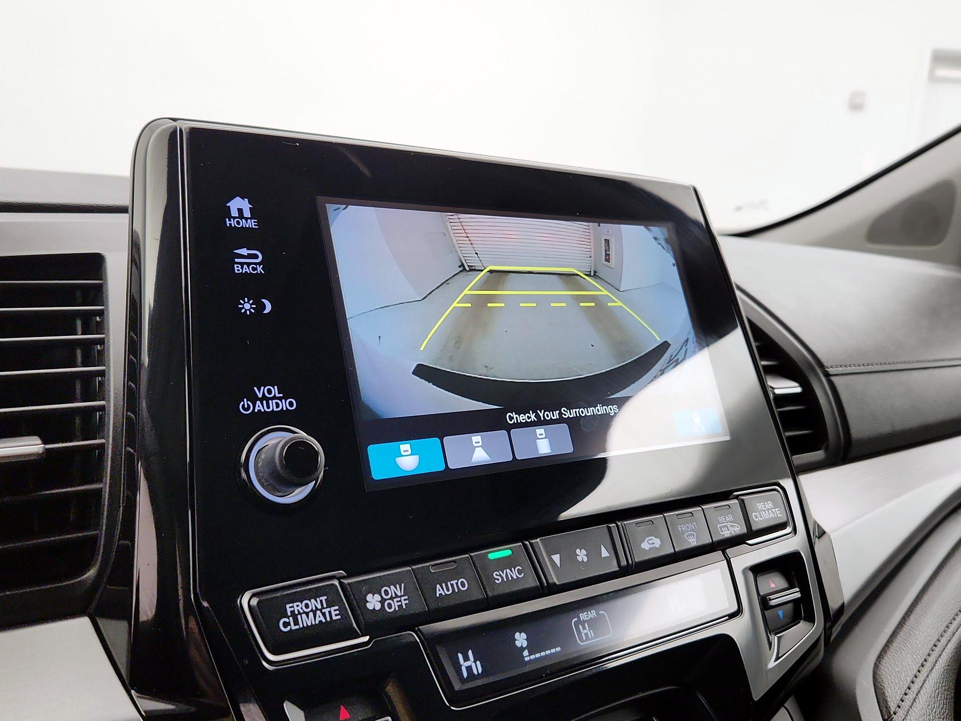 Thumbnail: 2019 Honda Odyssey - 14