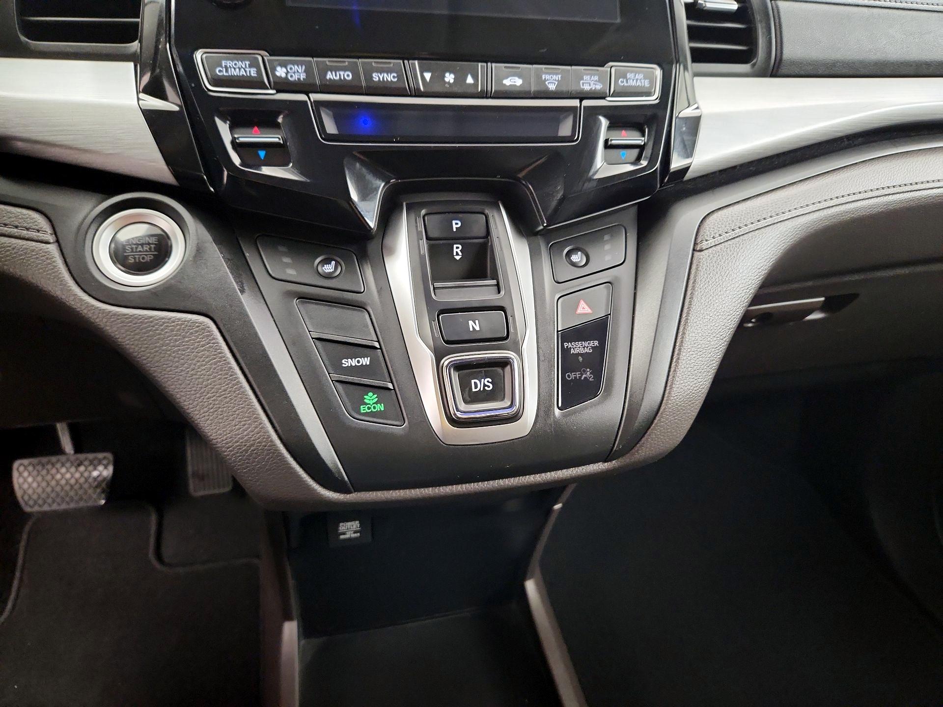 Thumbnail: 2019 Honda Odyssey - 17