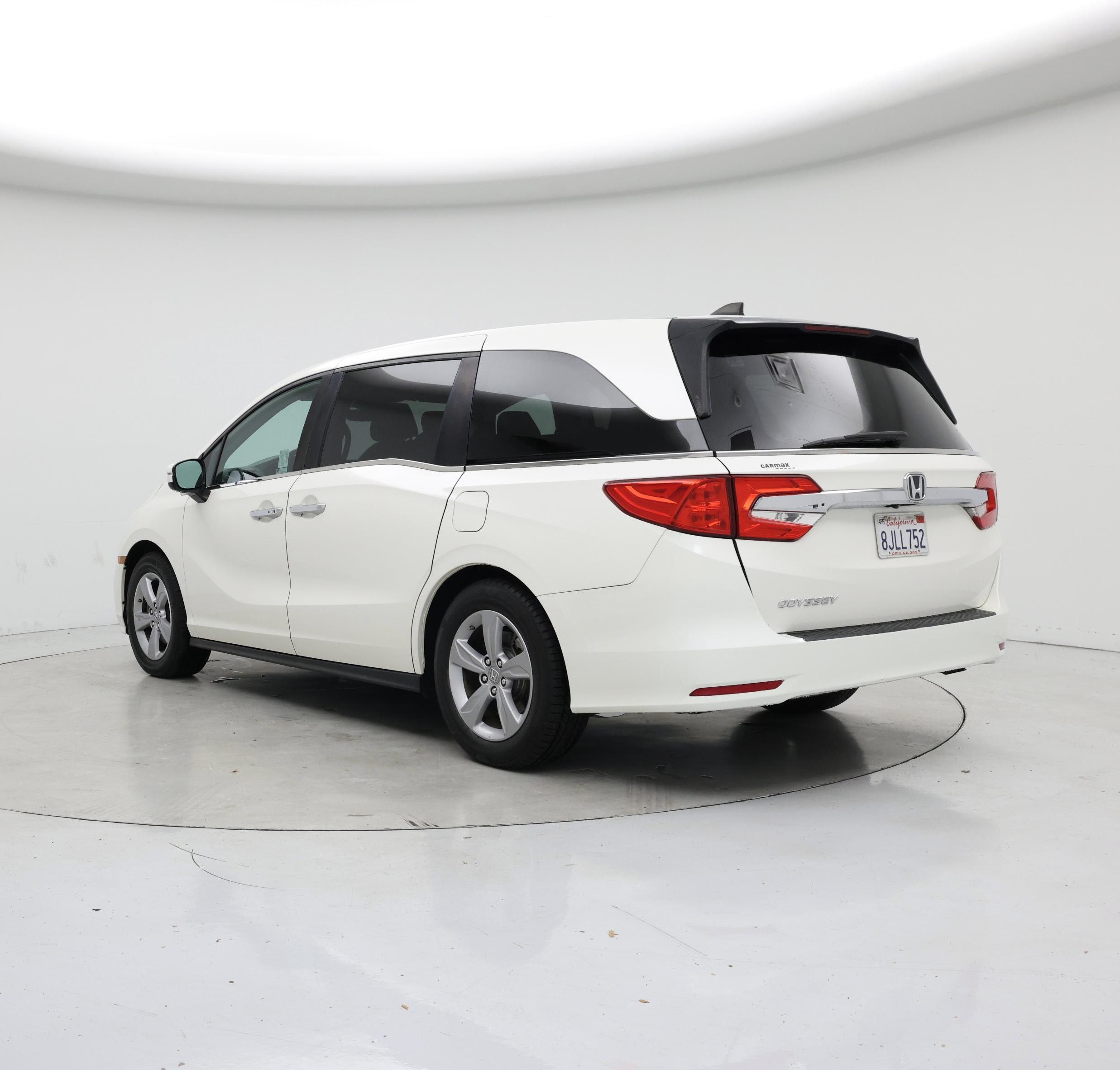 Thumbnail: 2019 Honda Odyssey - 2