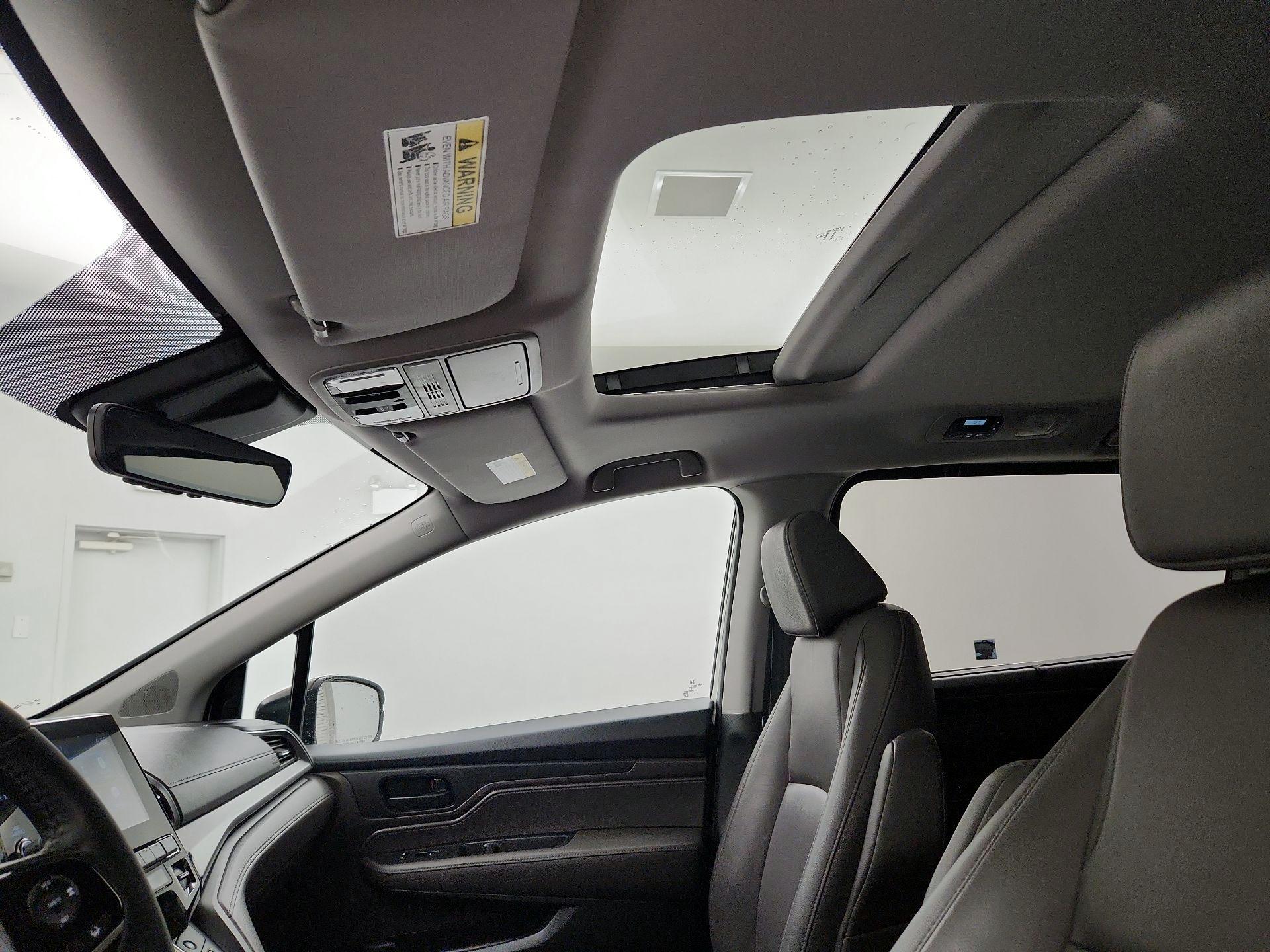 Thumbnail: 2019 Honda Odyssey - 19