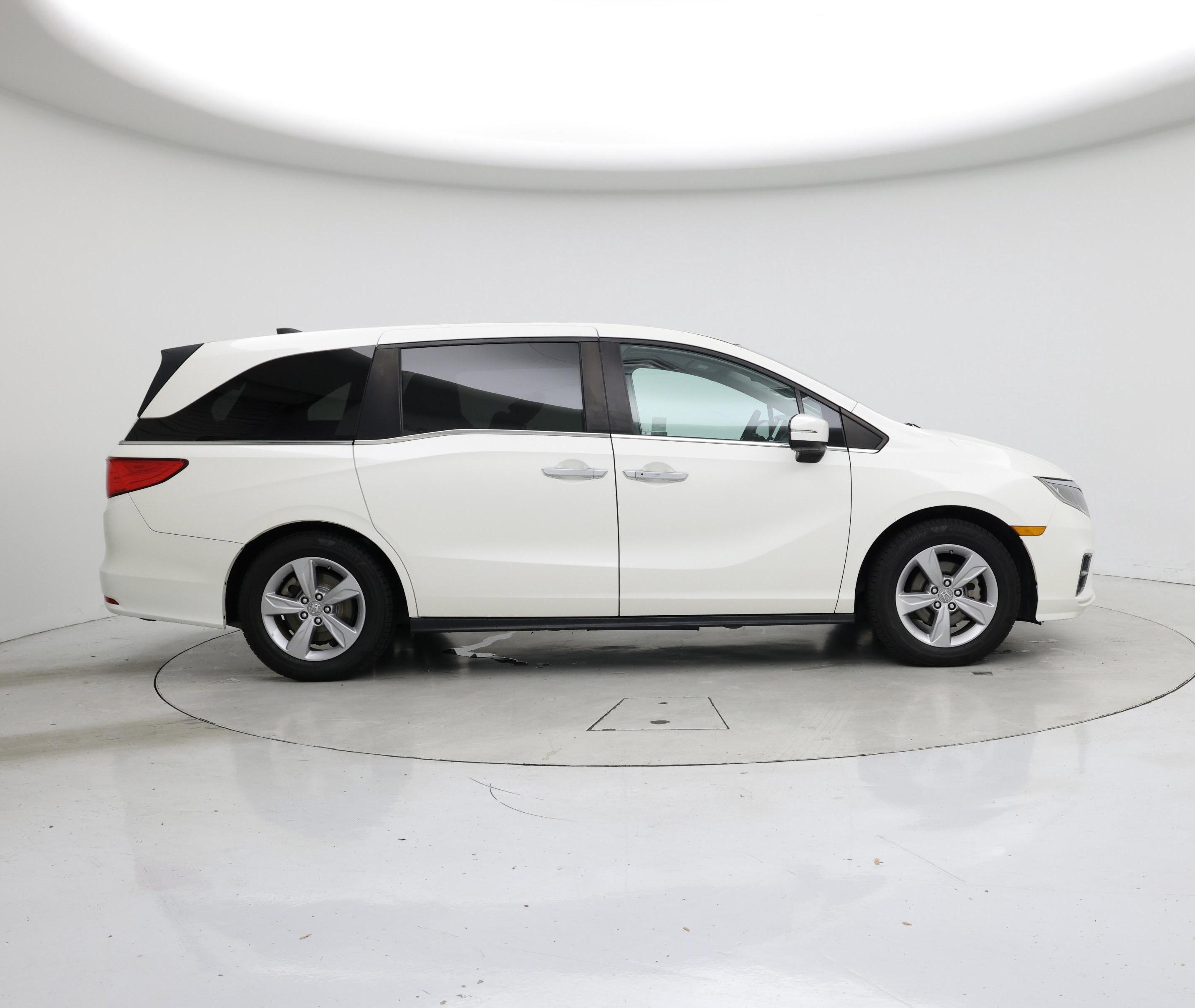 Thumbnail: 2019 Honda Odyssey - 7