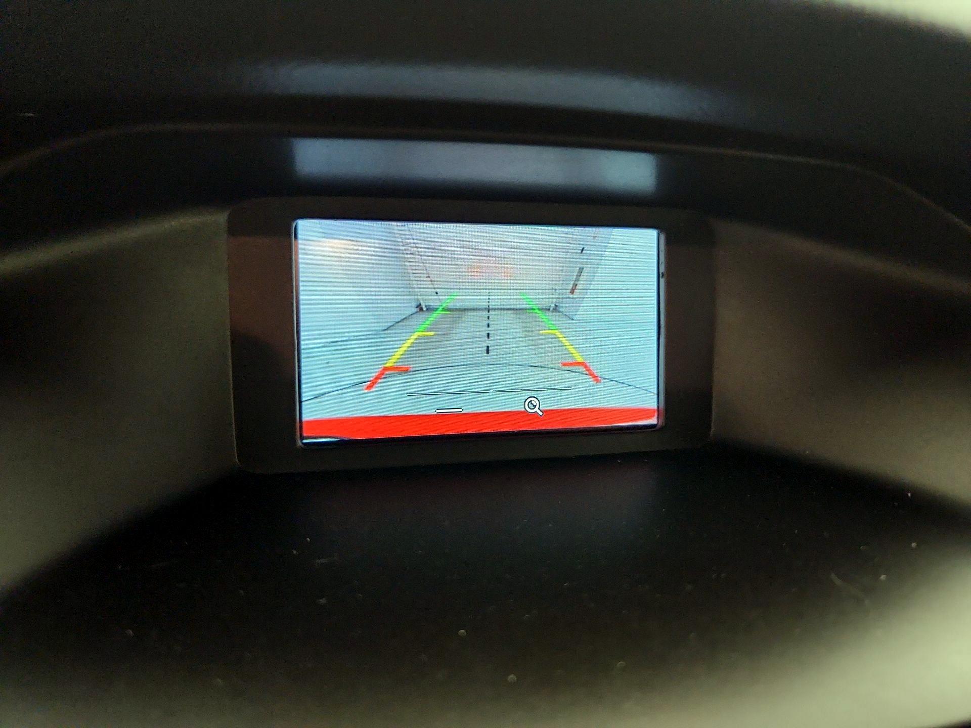 Thumbnail: 2017 Ford Focus - 14