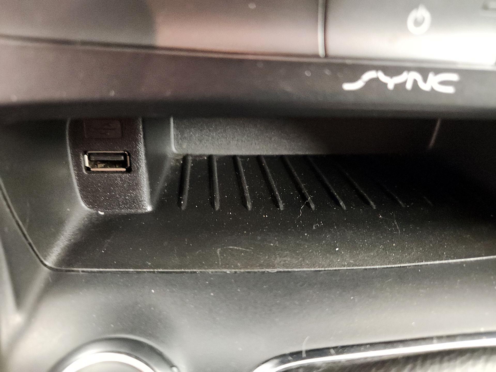 Thumbnail: 2017 Ford Focus - 18