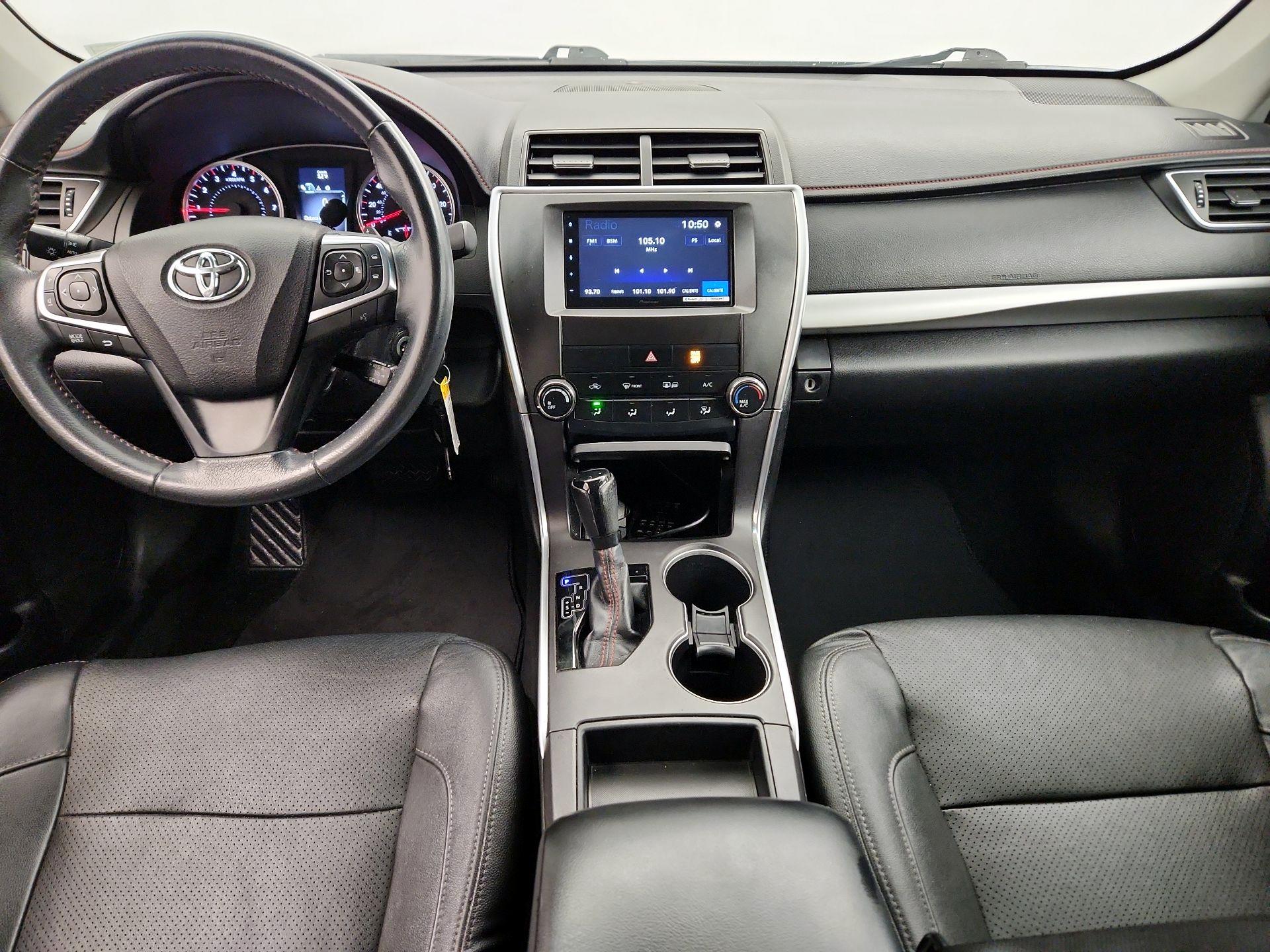 Thumbnail: 2017 Toyota Camry - 9