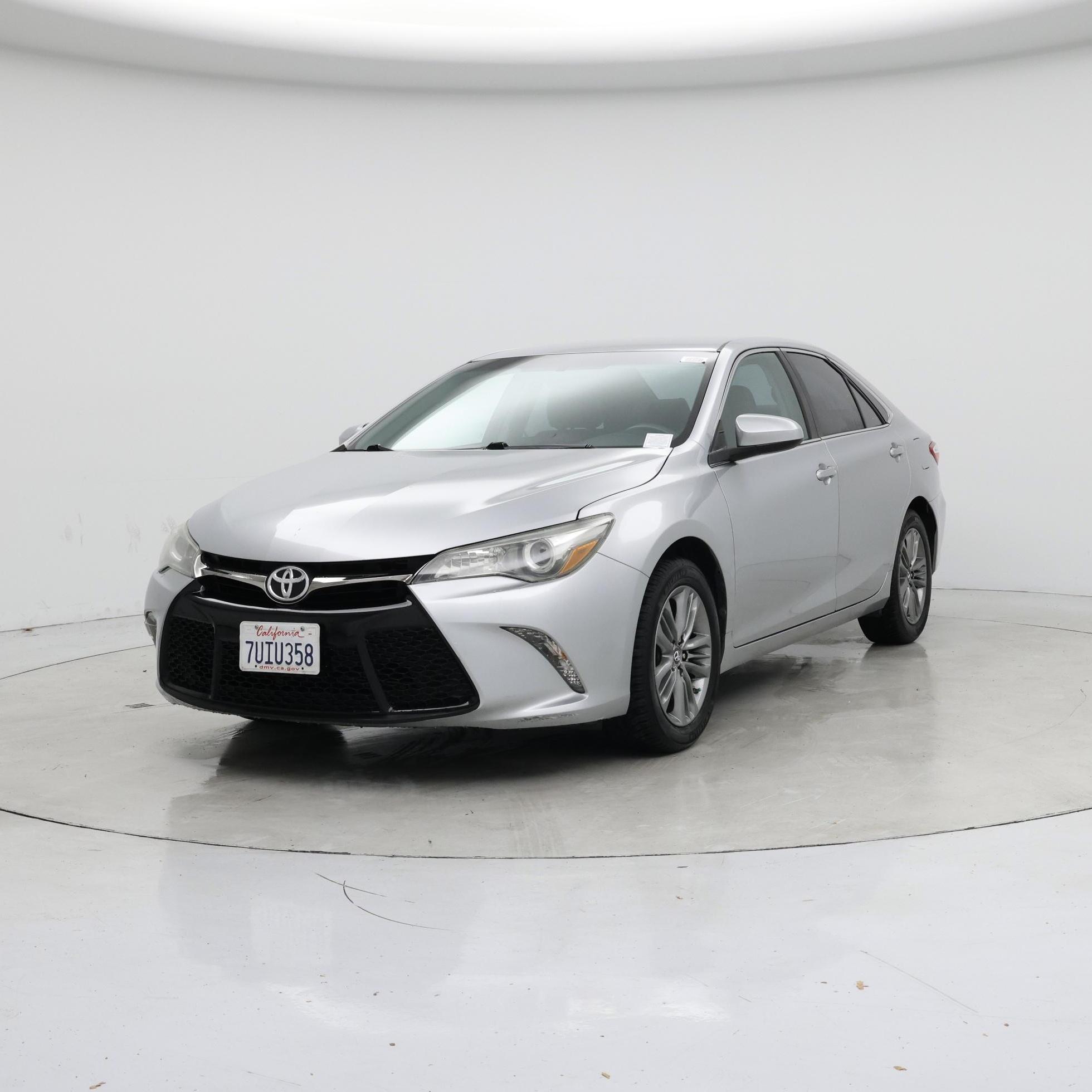 Thumbnail: 2017 Toyota Camry - 4
