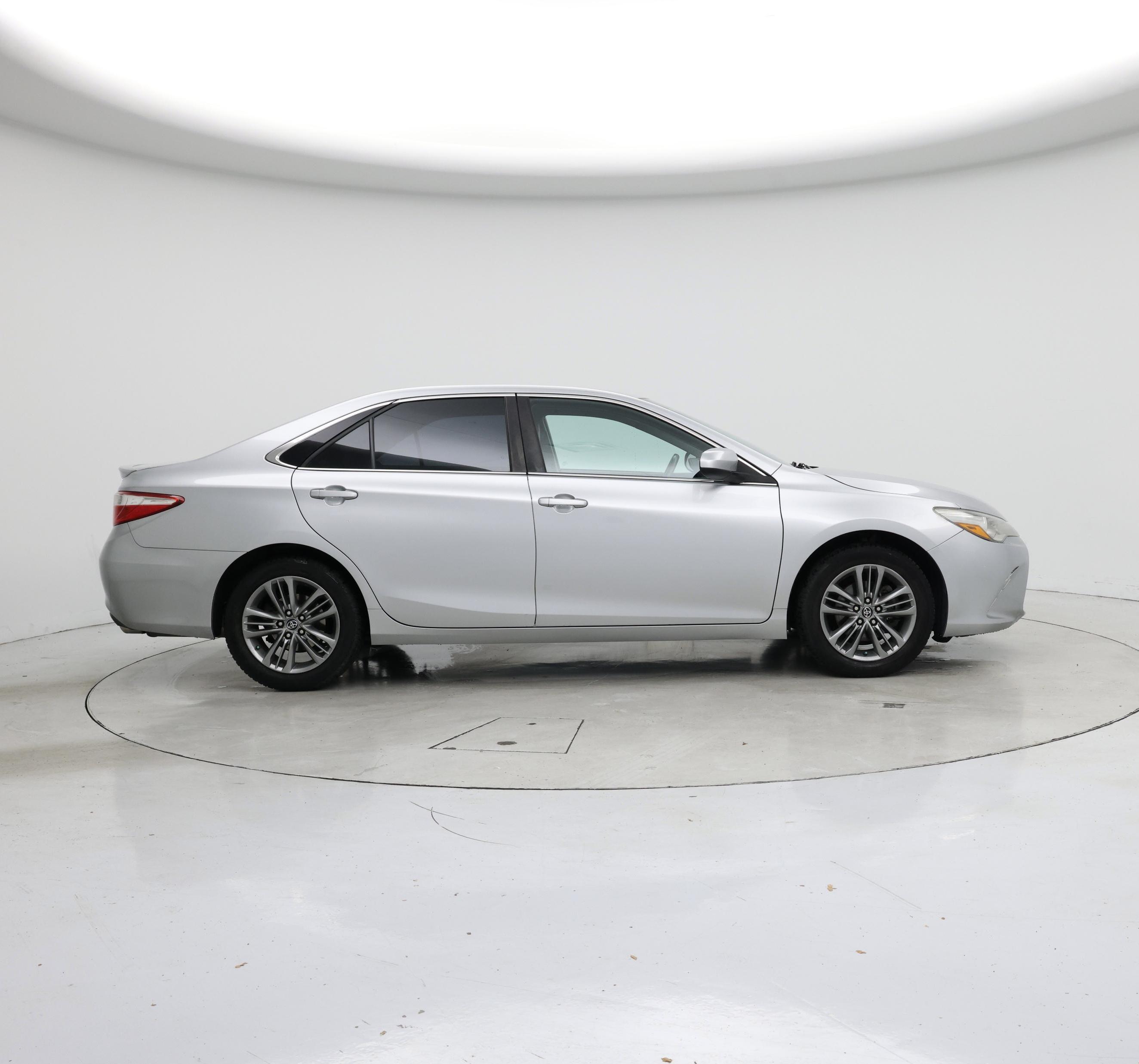 Thumbnail: 2017 Toyota Camry - 7