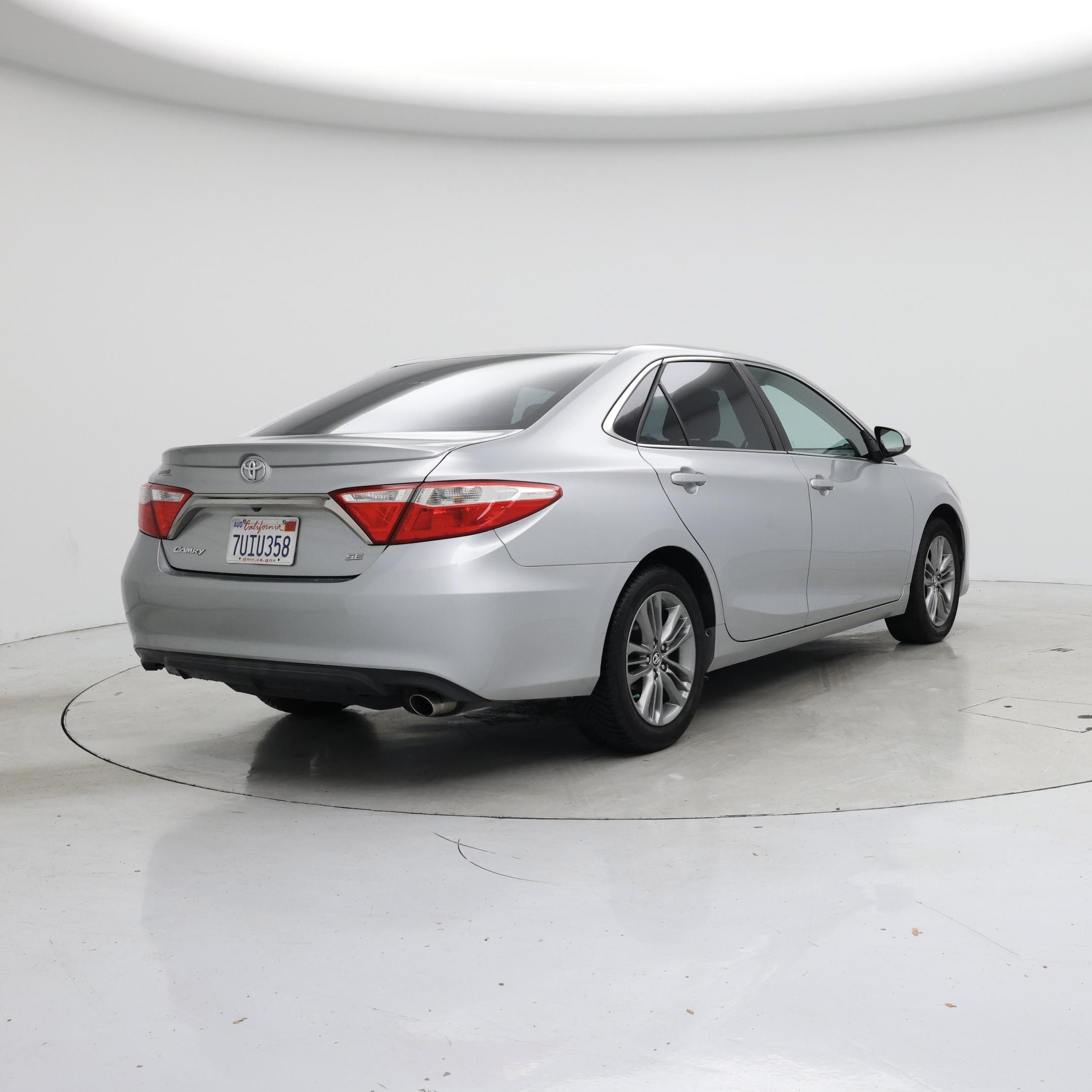 Thumbnail: 2017 Toyota Camry - 8