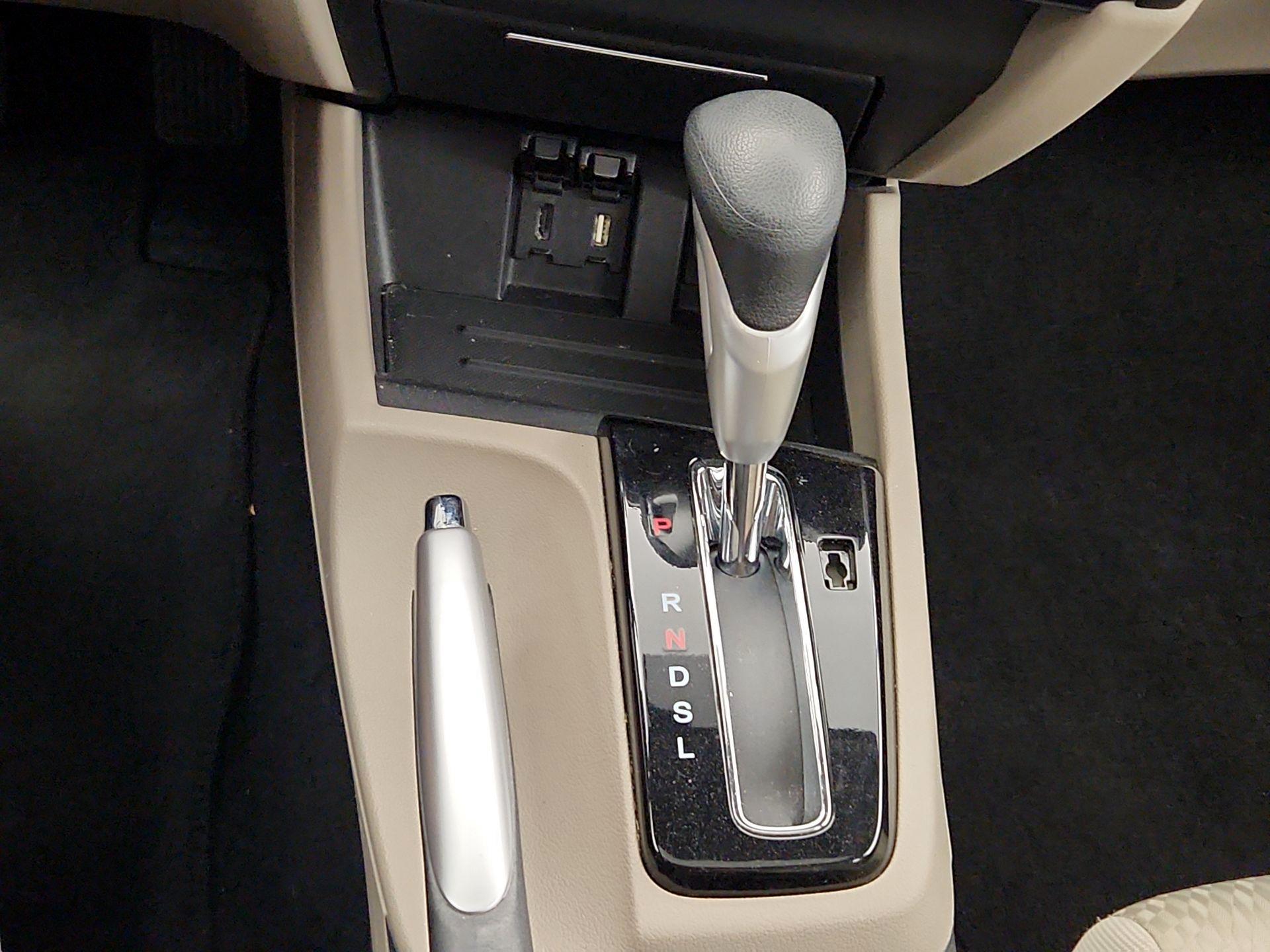 Thumbnail: 2014 Honda Civic - 17