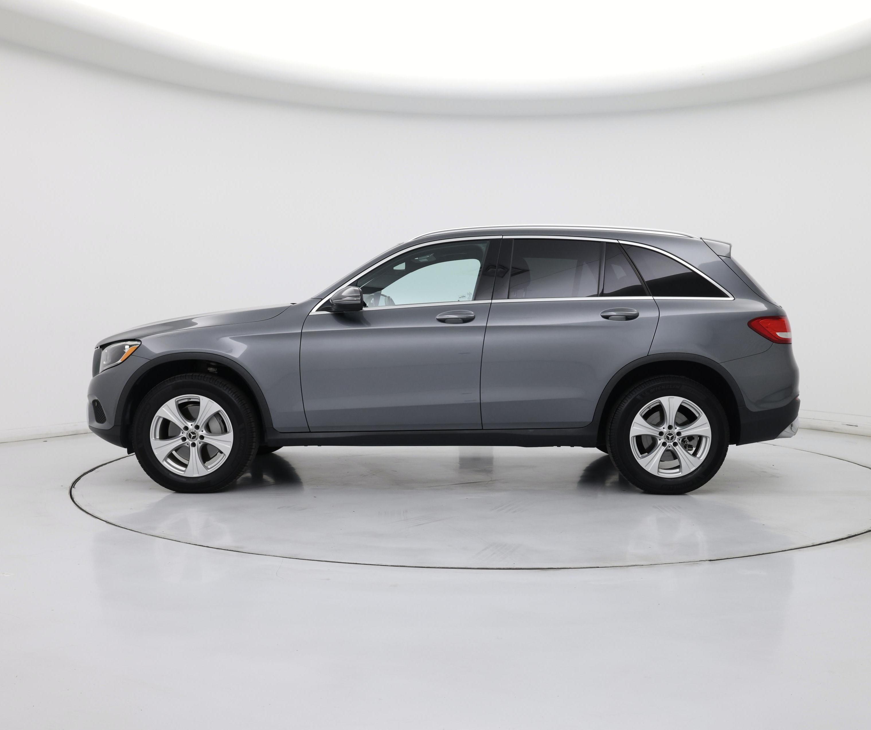 Thumbnail: 2017 Mercedes-Benz GLC - 3