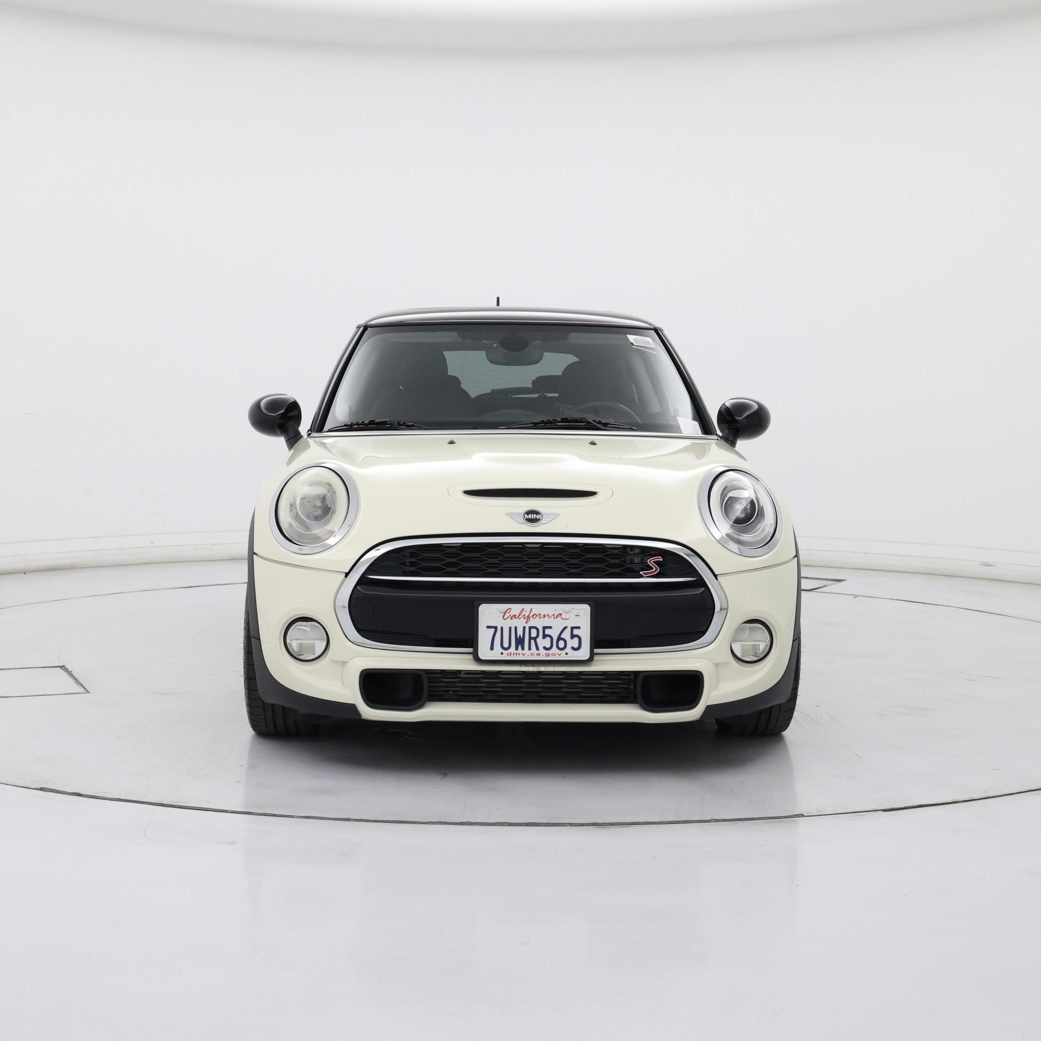 Thumbnail: 2017 MINI Cooper Hardtop - 5