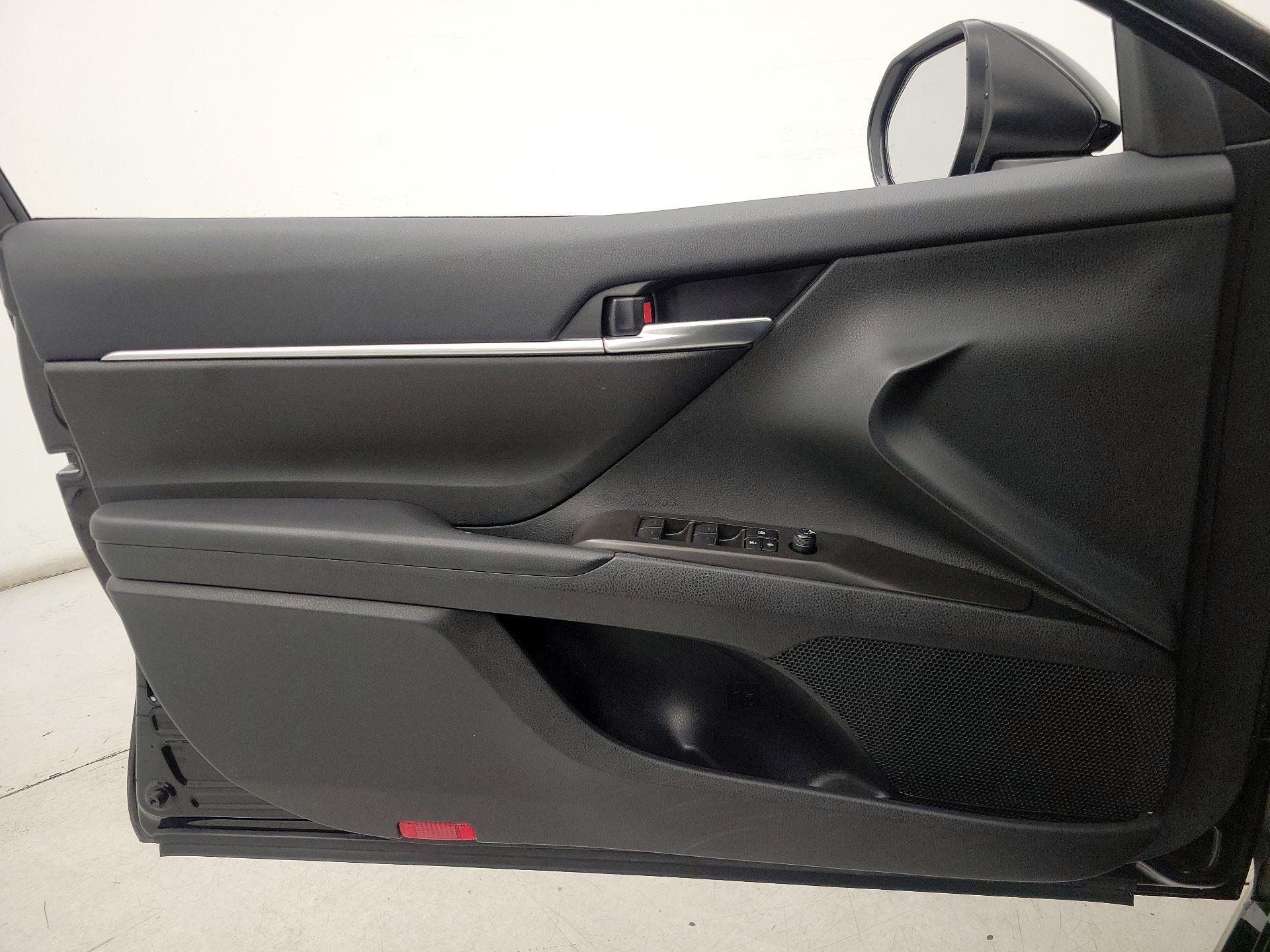 Thumbnail: 2024 Toyota Camry - 12