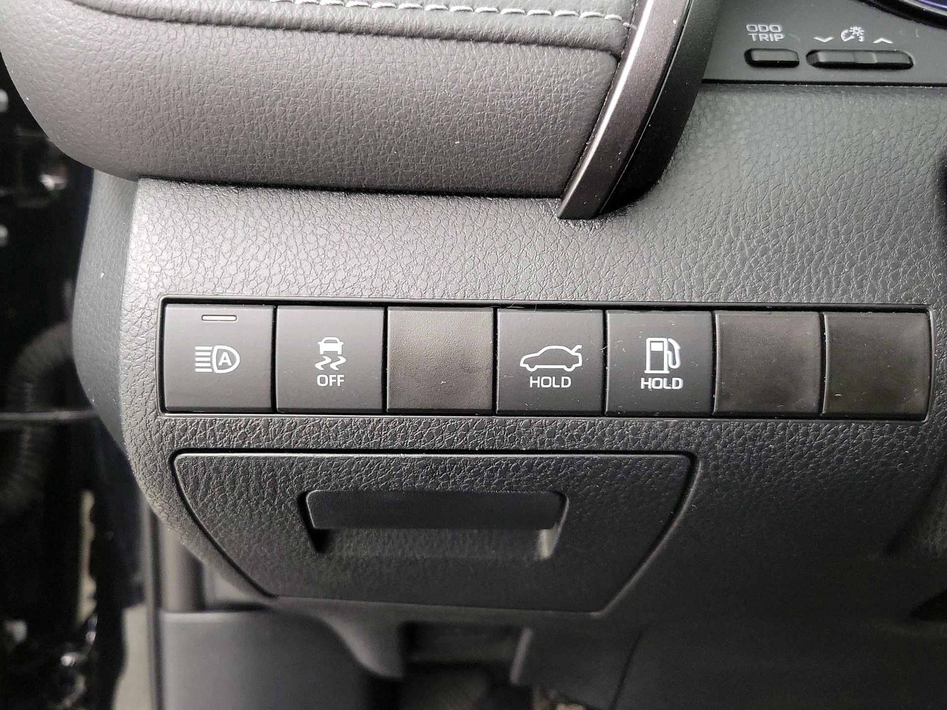 Thumbnail: 2024 Toyota Camry - 13