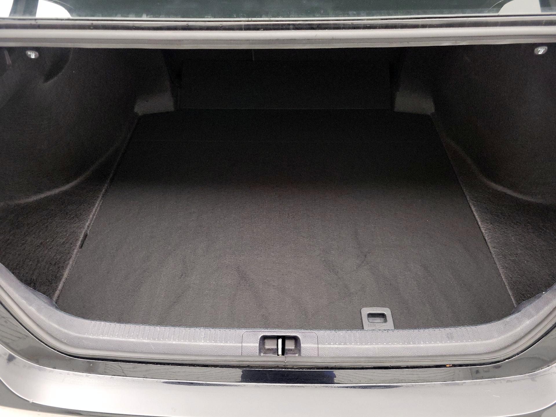 Thumbnail: 2024 Toyota Camry - 20