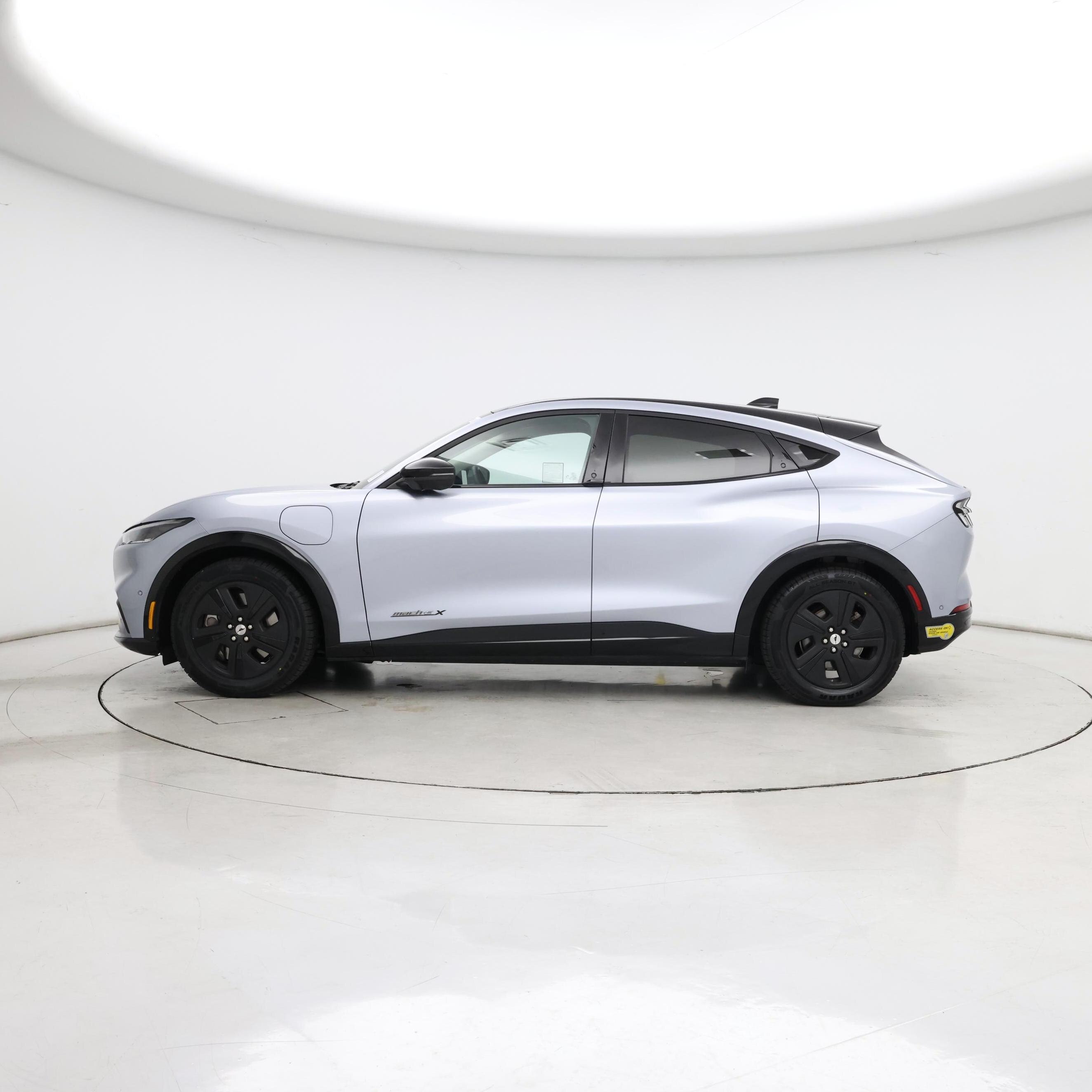 Thumbnail: 2022 Ford Mustang Mach-E - 3