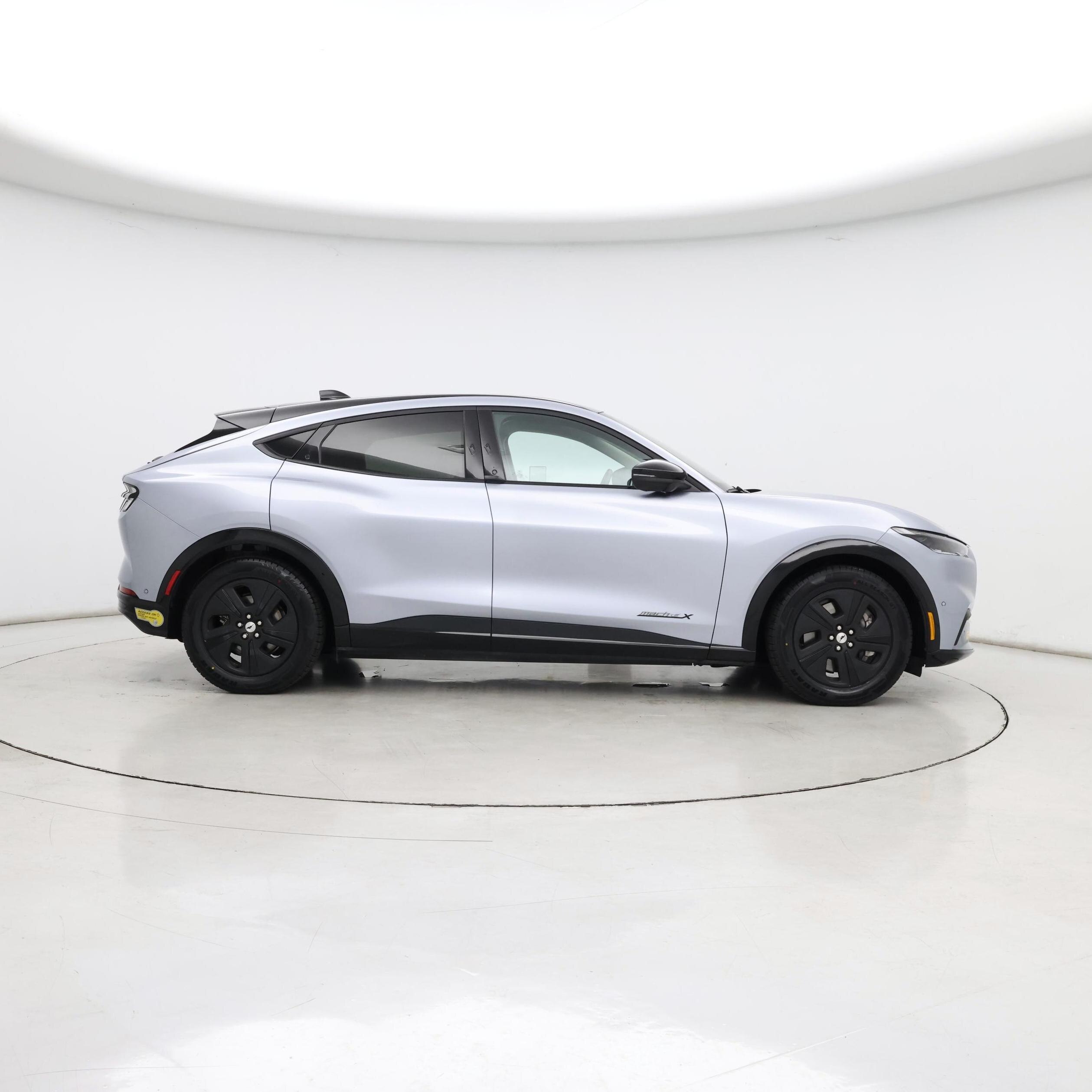 Thumbnail: 2022 Ford Mustang Mach-E - 7