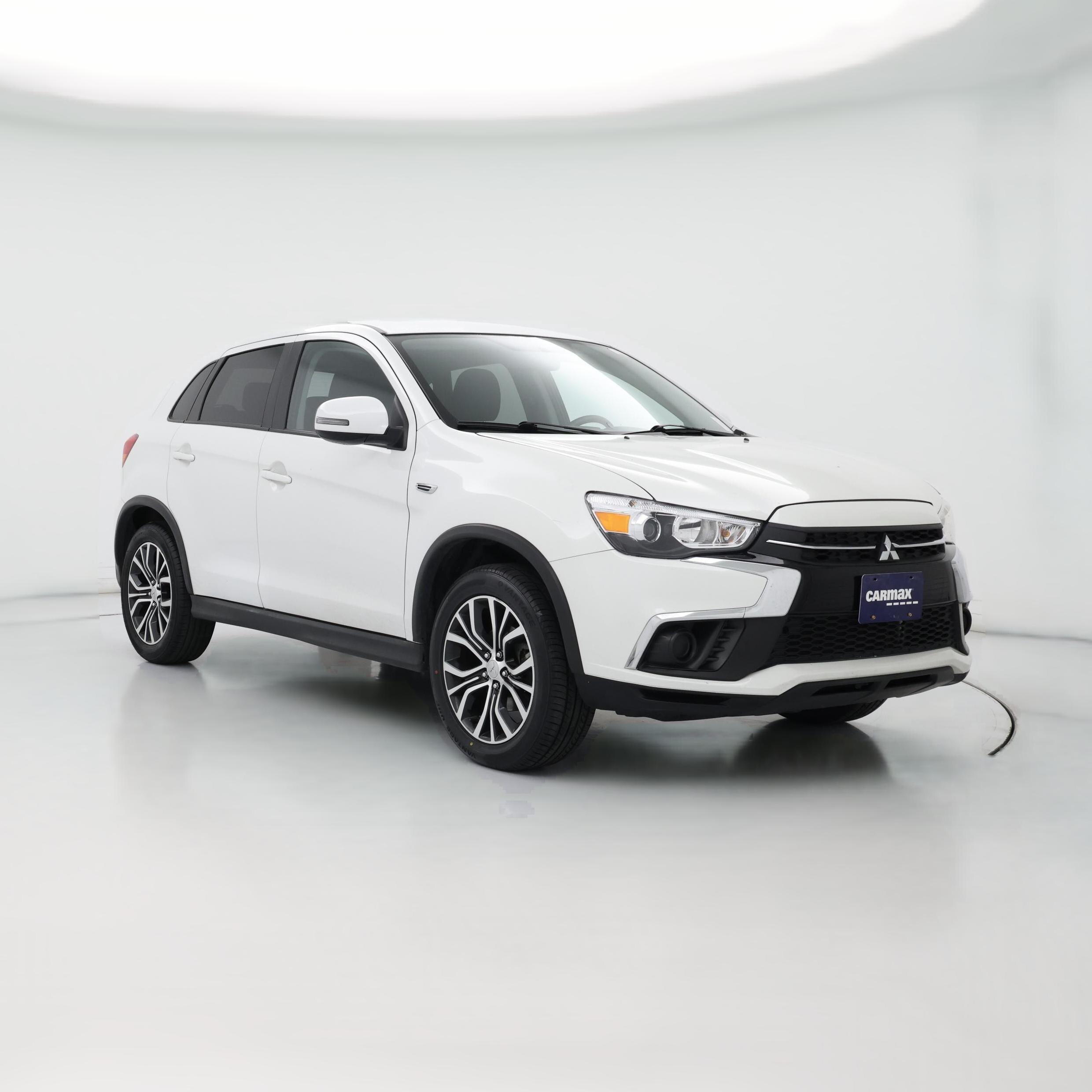 Thumbnail: 2019 Mitsubishi Outlander Sport - 1