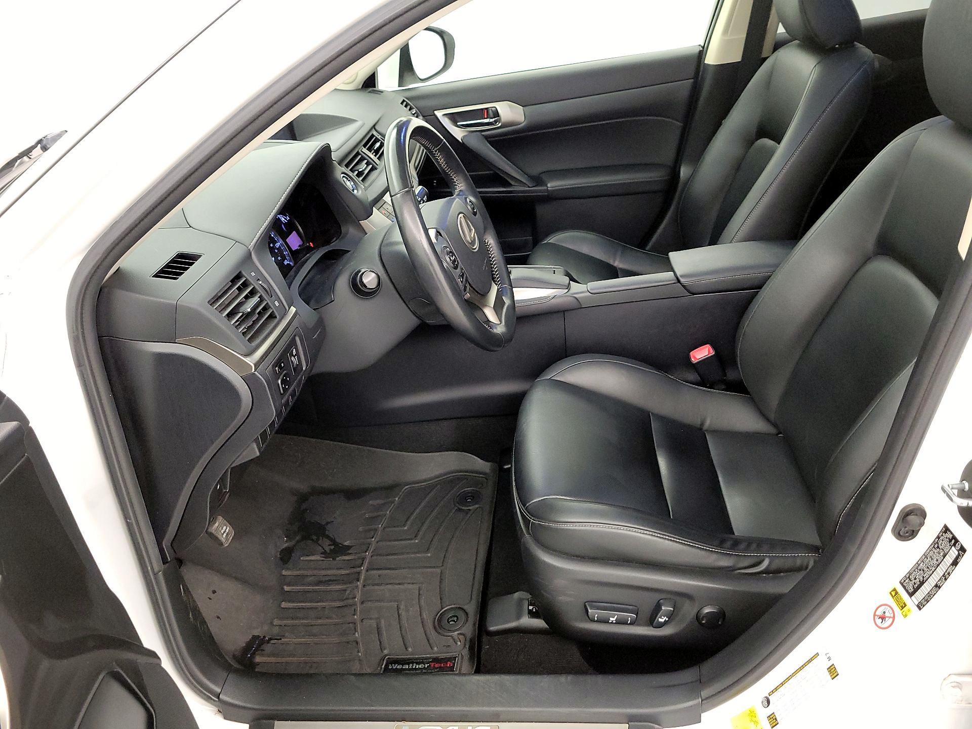 Thumbnail: 2014 Lexus CT - 11
