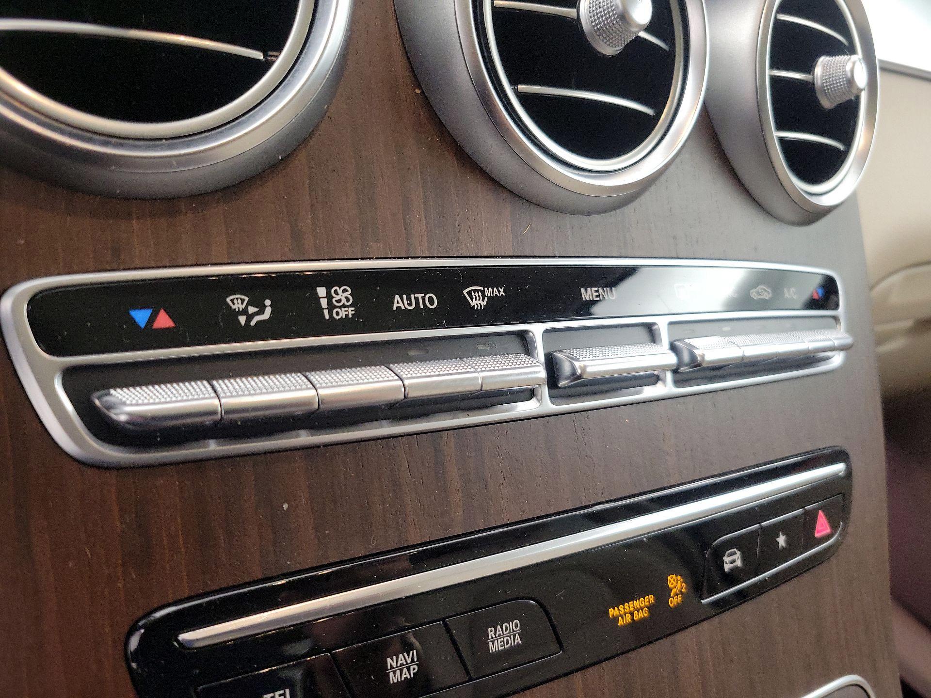 Thumbnail: 2022 Mercedes-Benz GLC - 16