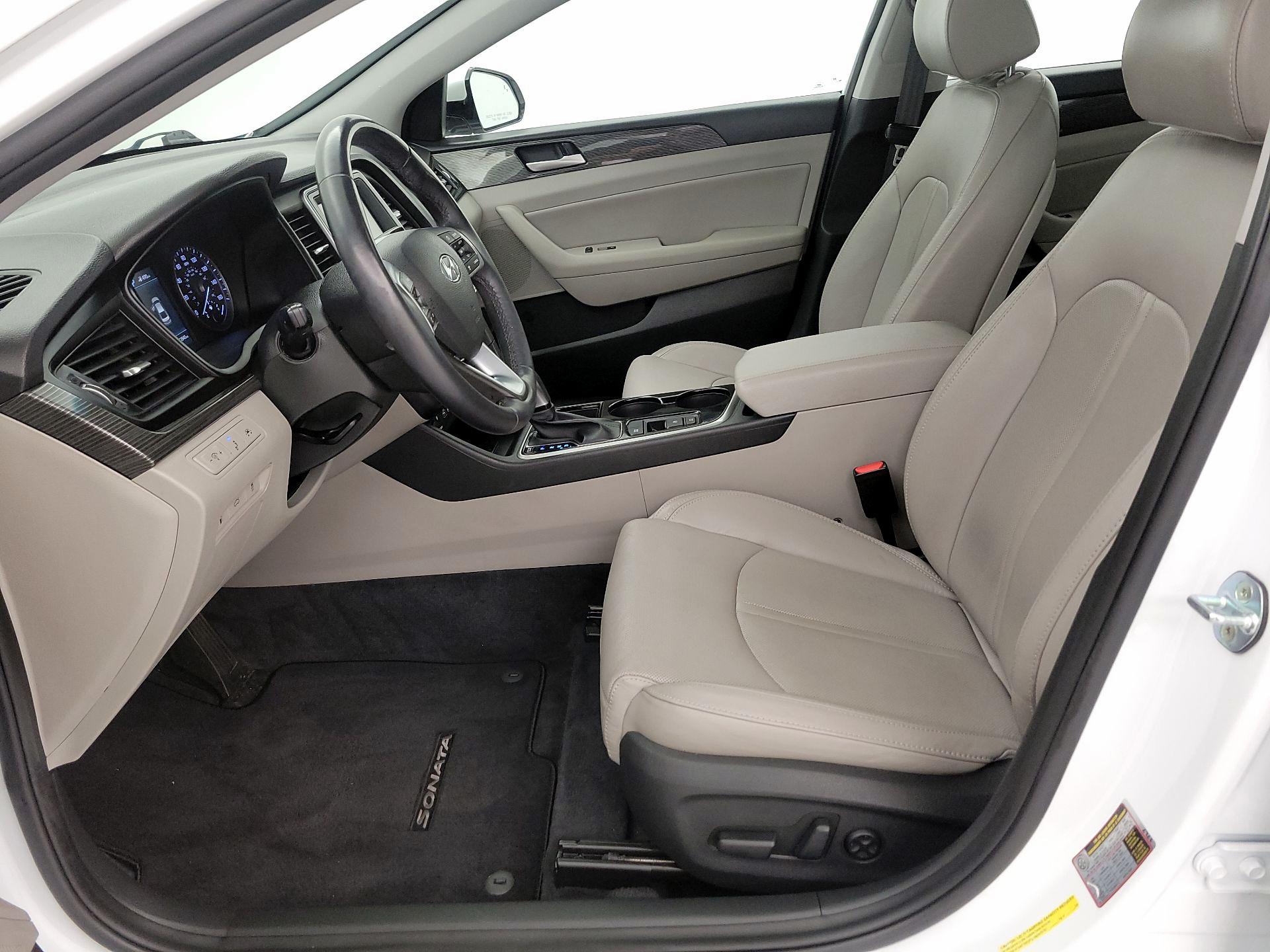 Thumbnail: 2019 Hyundai Sonata - 11