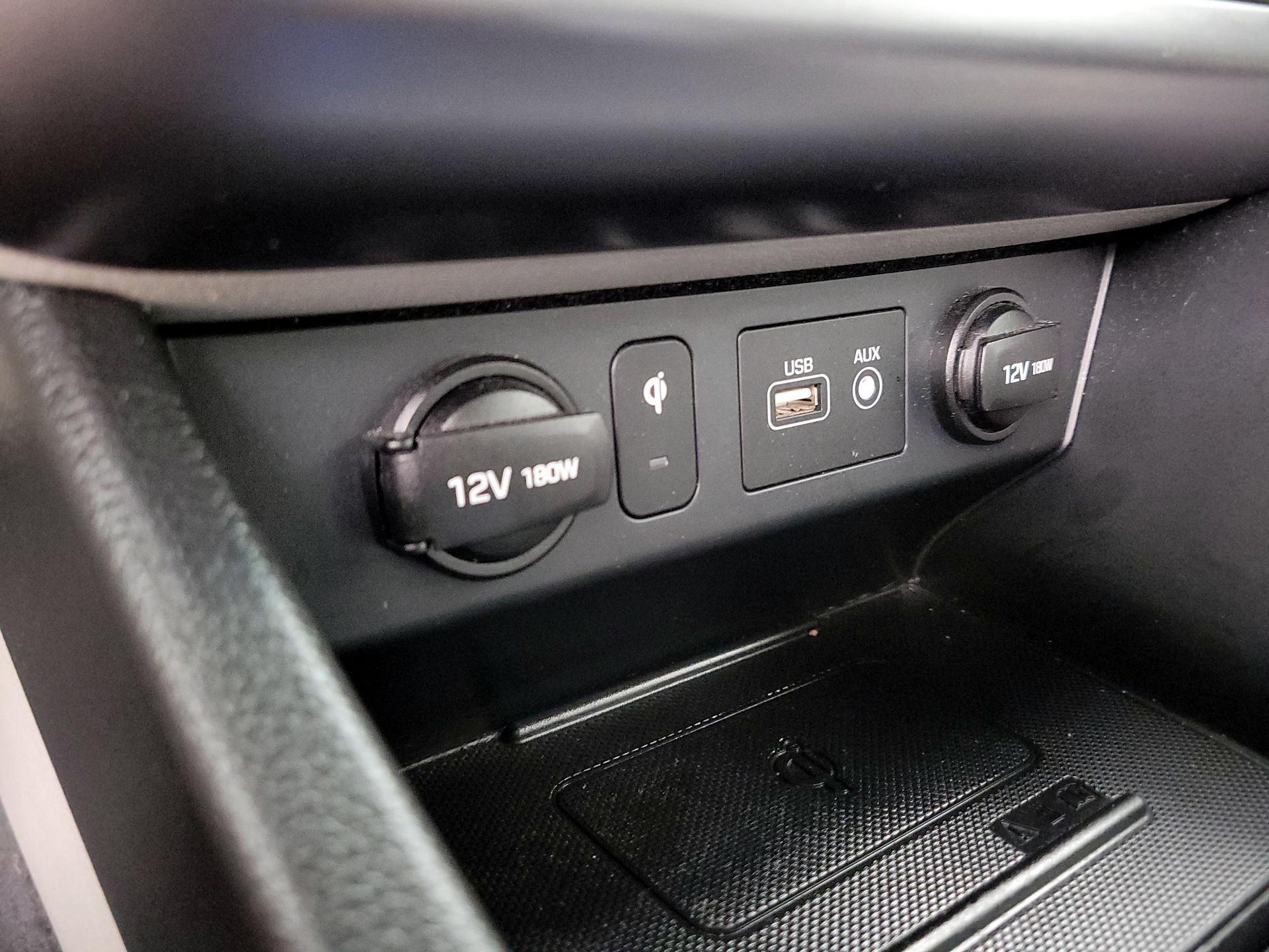 Thumbnail: 2019 Hyundai Sonata - 18
