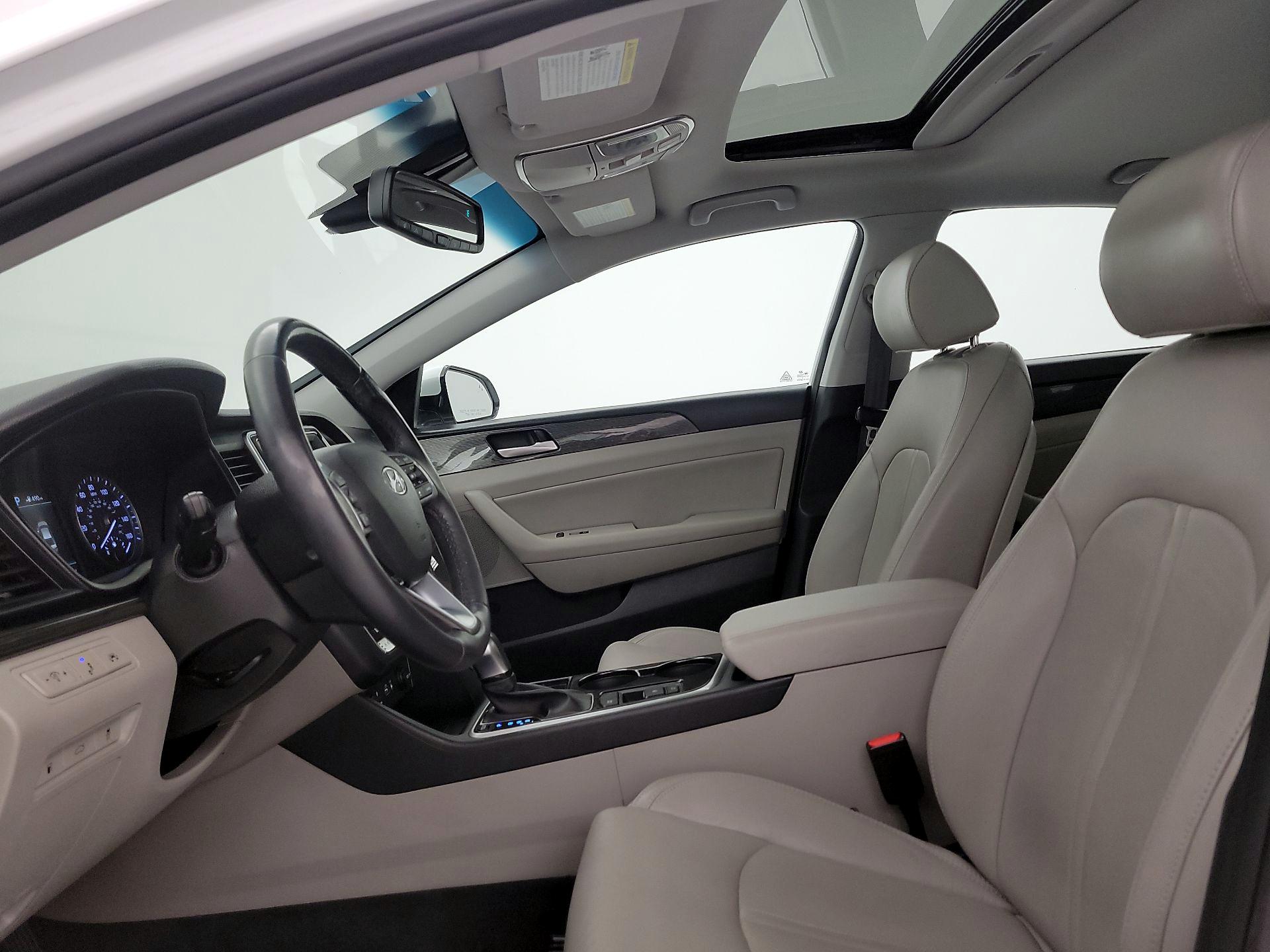 Thumbnail: 2019 Hyundai Sonata - 19