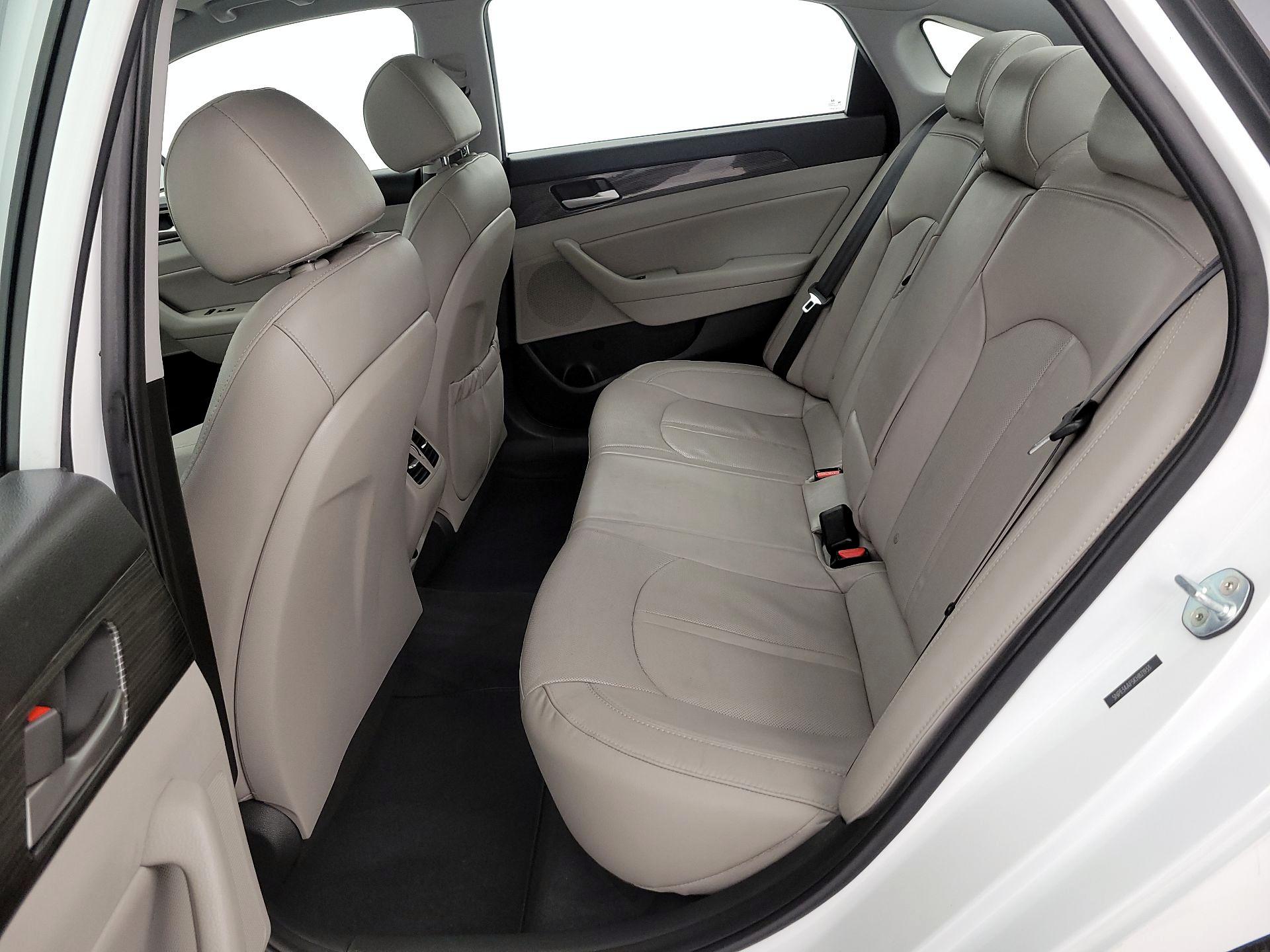 Thumbnail: 2019 Hyundai Sonata - 20