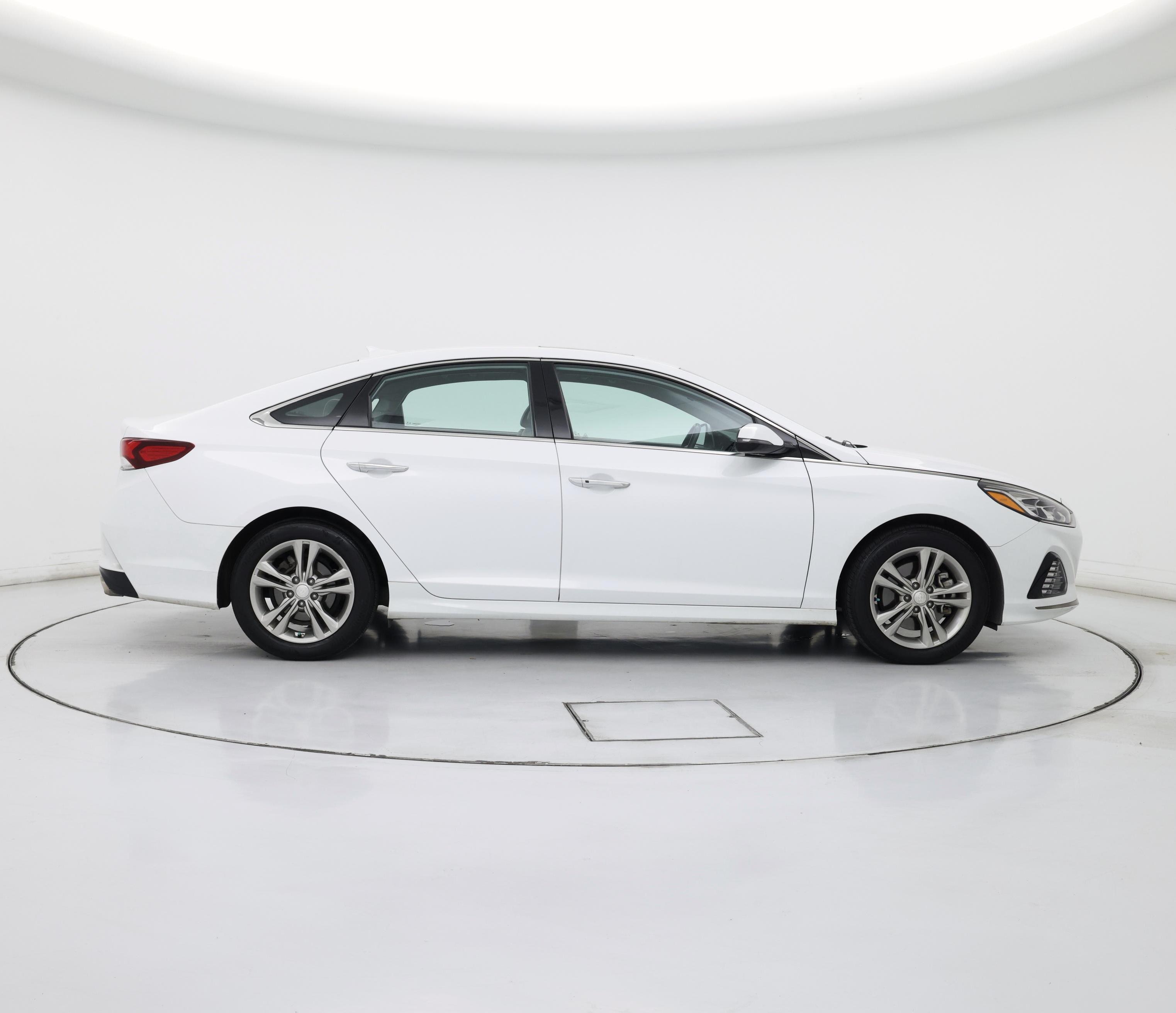 Thumbnail: 2019 Hyundai Sonata - 7