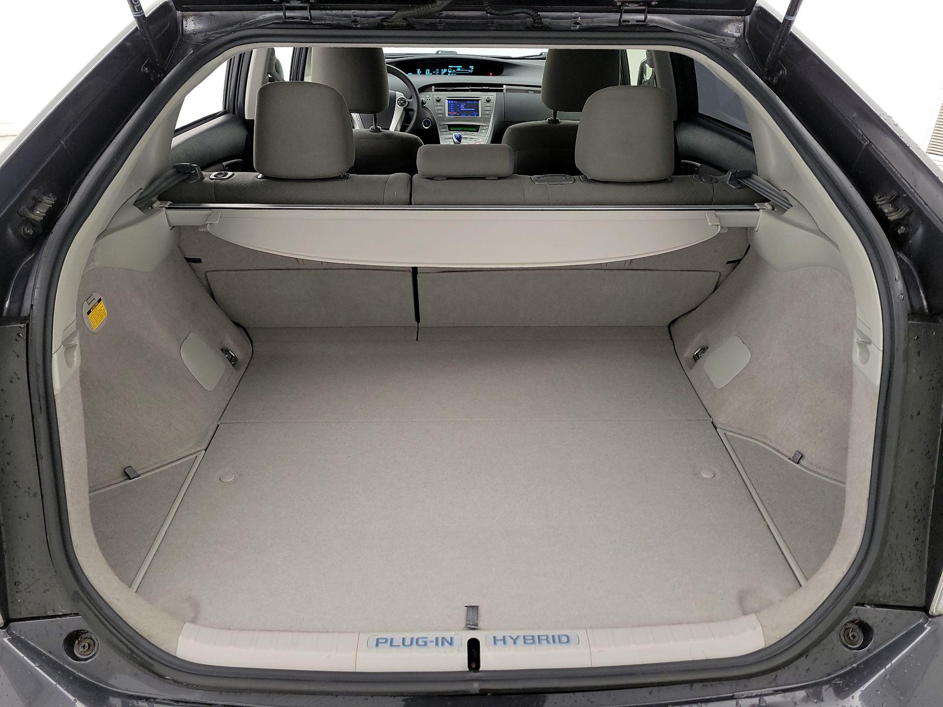 Thumbnail: 2015 Toyota Prius - 20