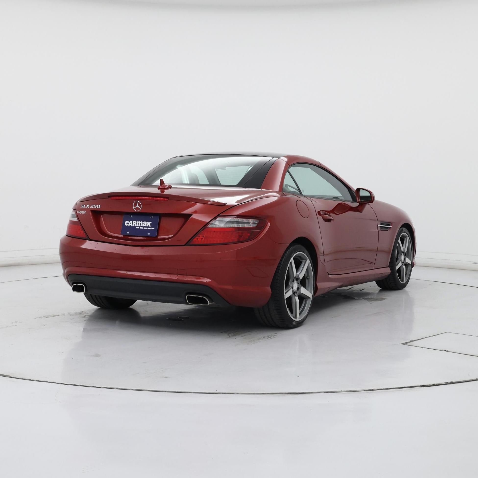 Thumbnail: 2015 Mercedes-Benz SLK - 8