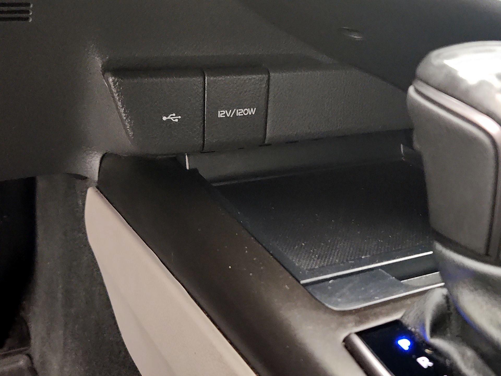 Thumbnail: 2021 Toyota Camry - 18