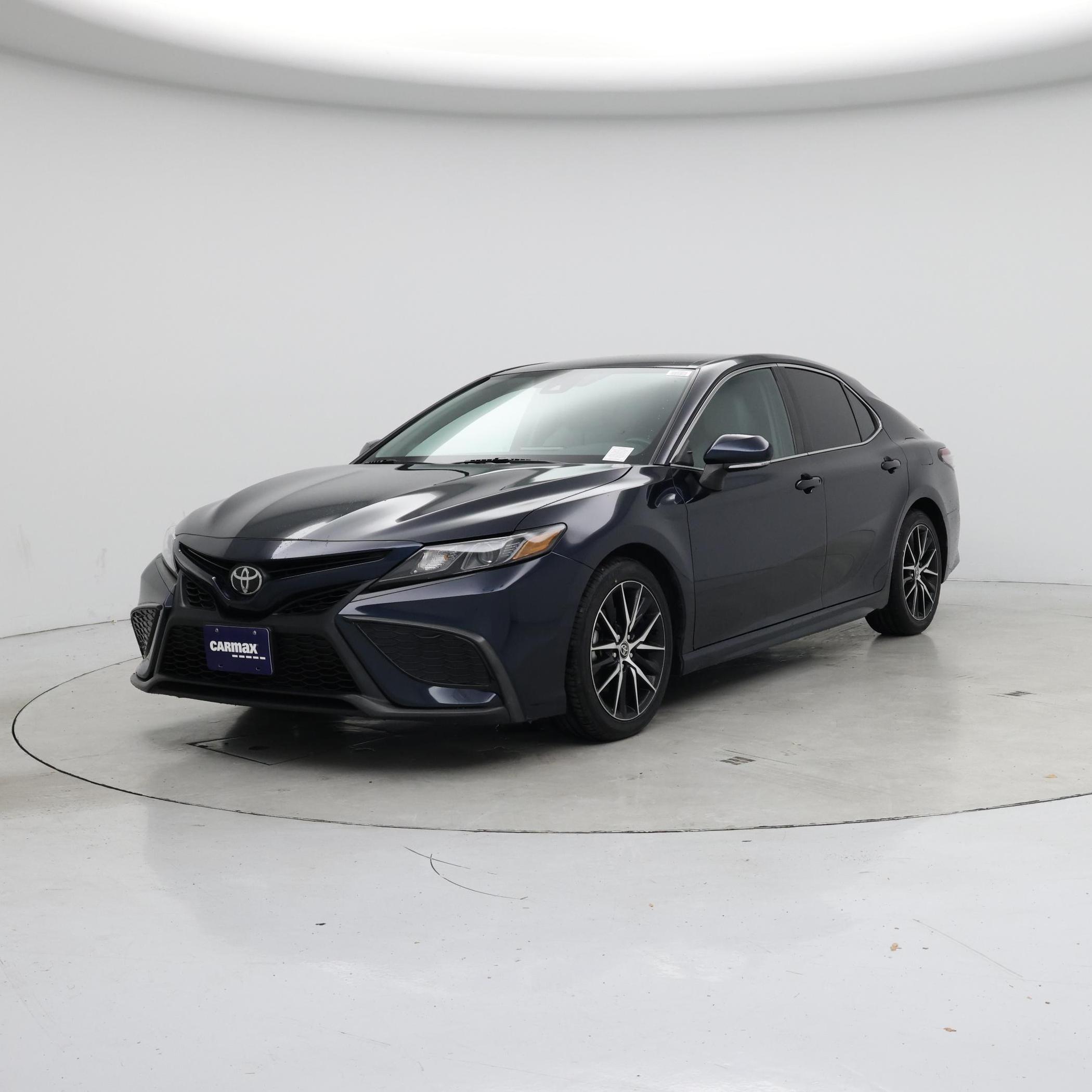 Thumbnail: 2021 Toyota Camry - 4